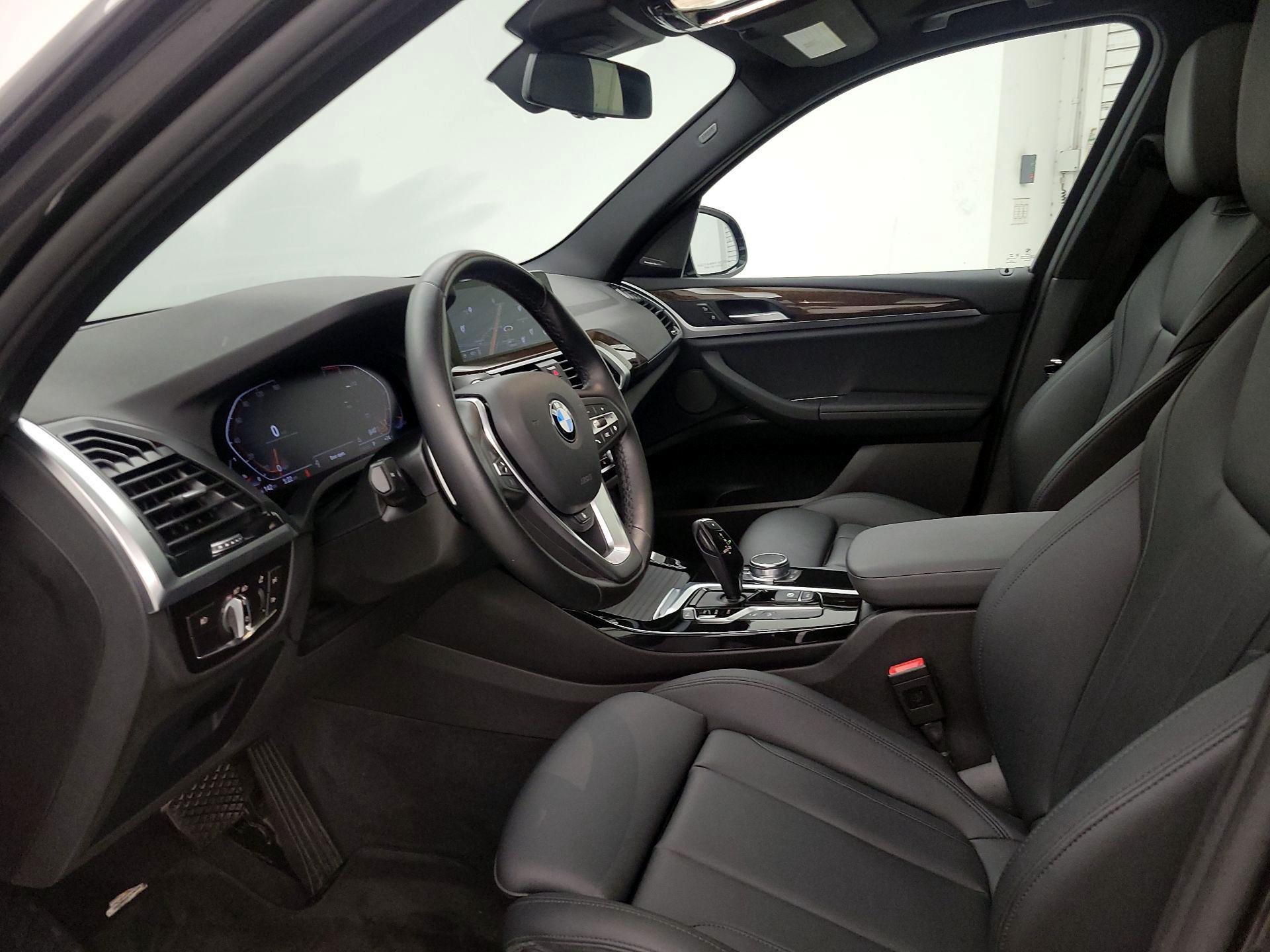 Thumbnail: 2021 BMW X3 - 11