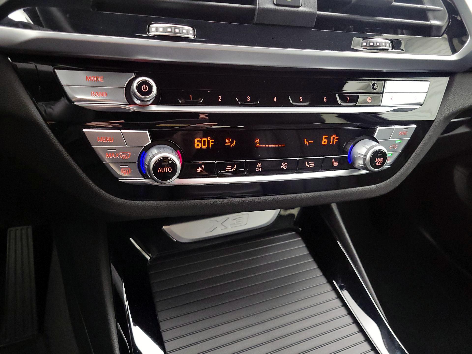 Thumbnail: 2021 BMW X3 - 17