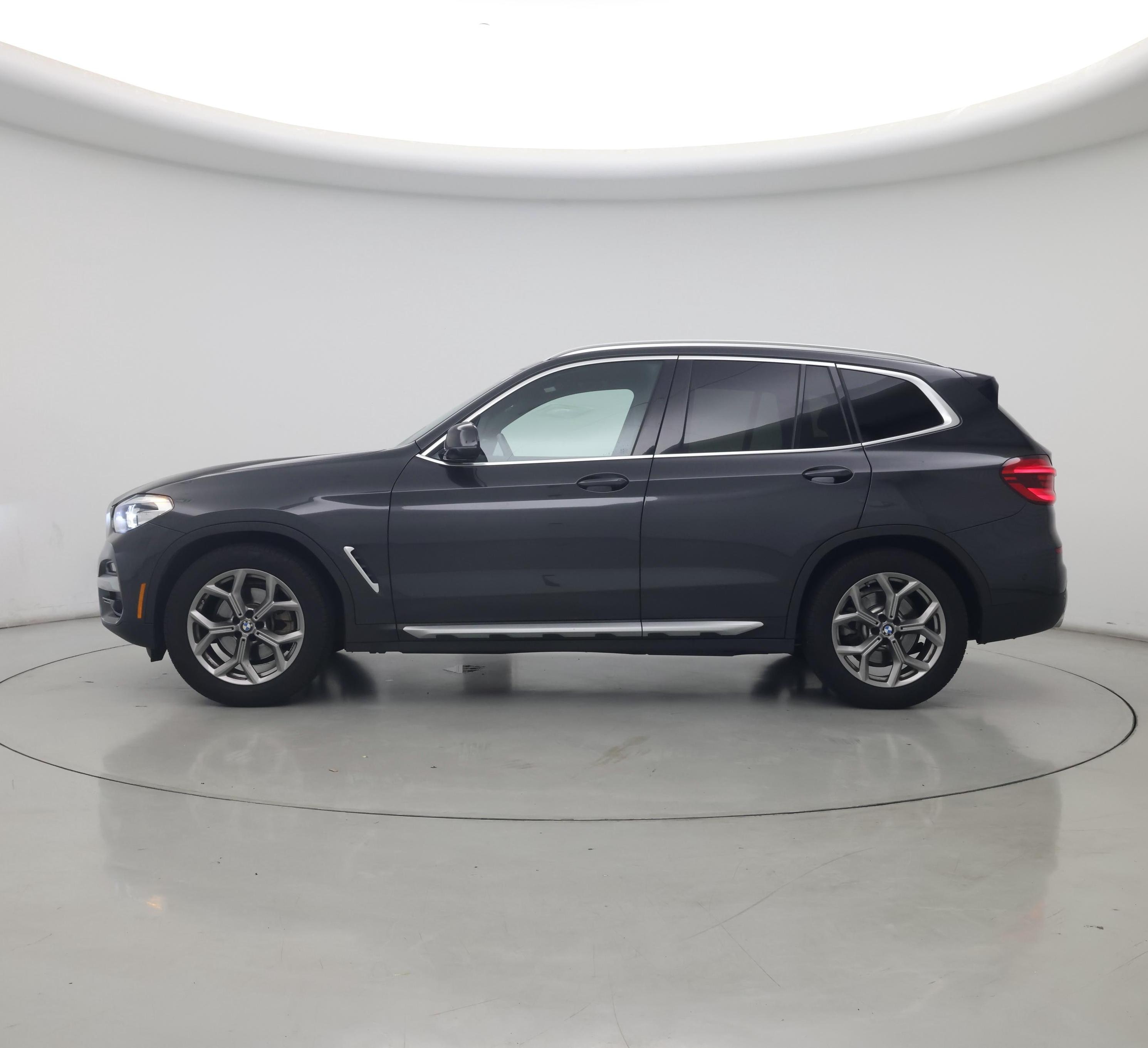 Thumbnail: 2021 BMW X3 - 3