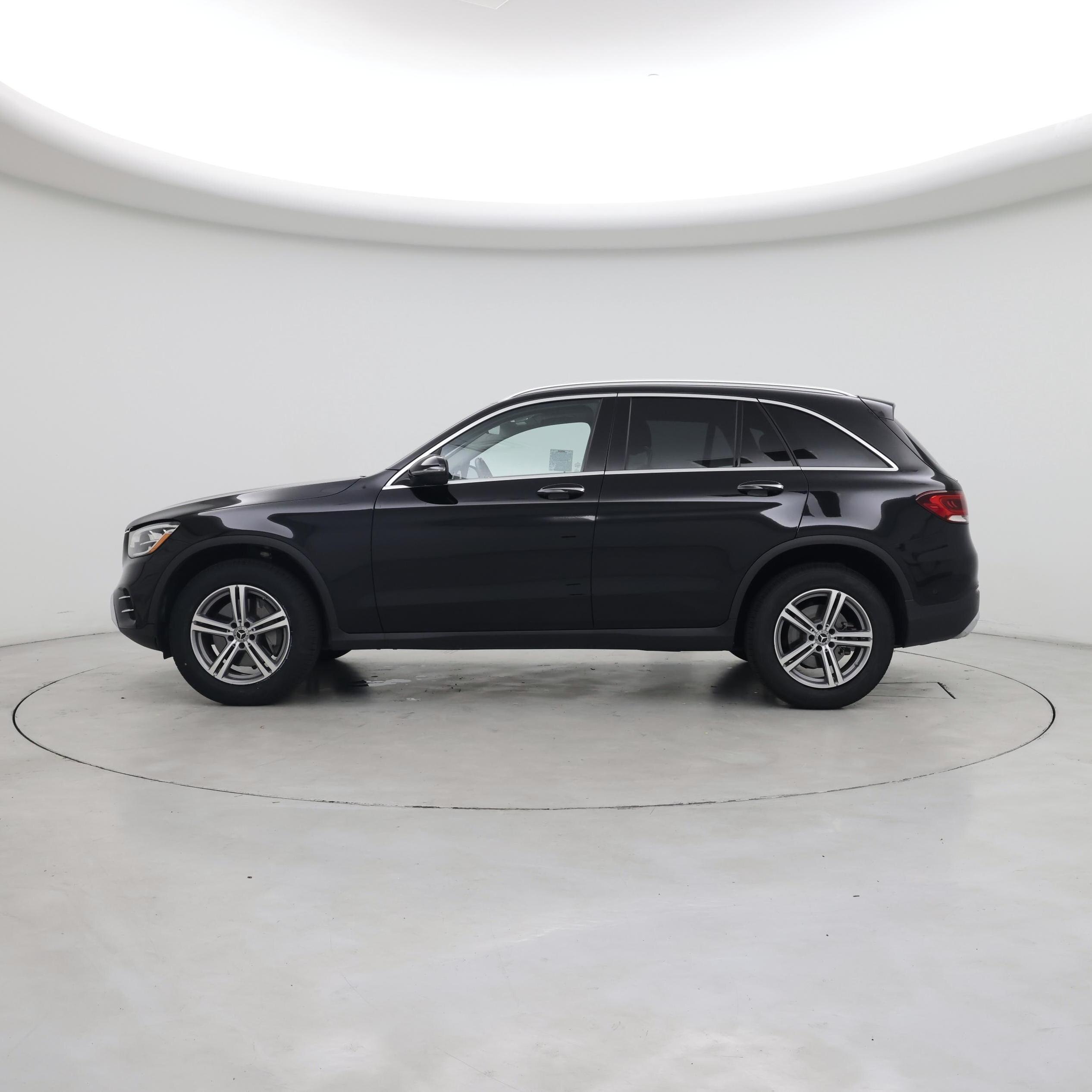 Thumbnail: 2022 Mercedes-Benz GLC - 3