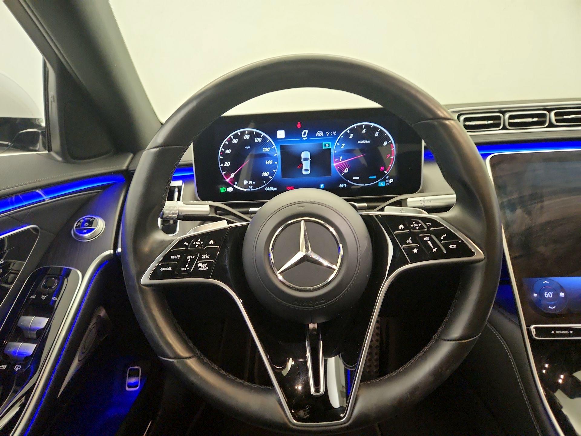 Thumbnail: 2023 Mercedes-Benz S-Class - 10