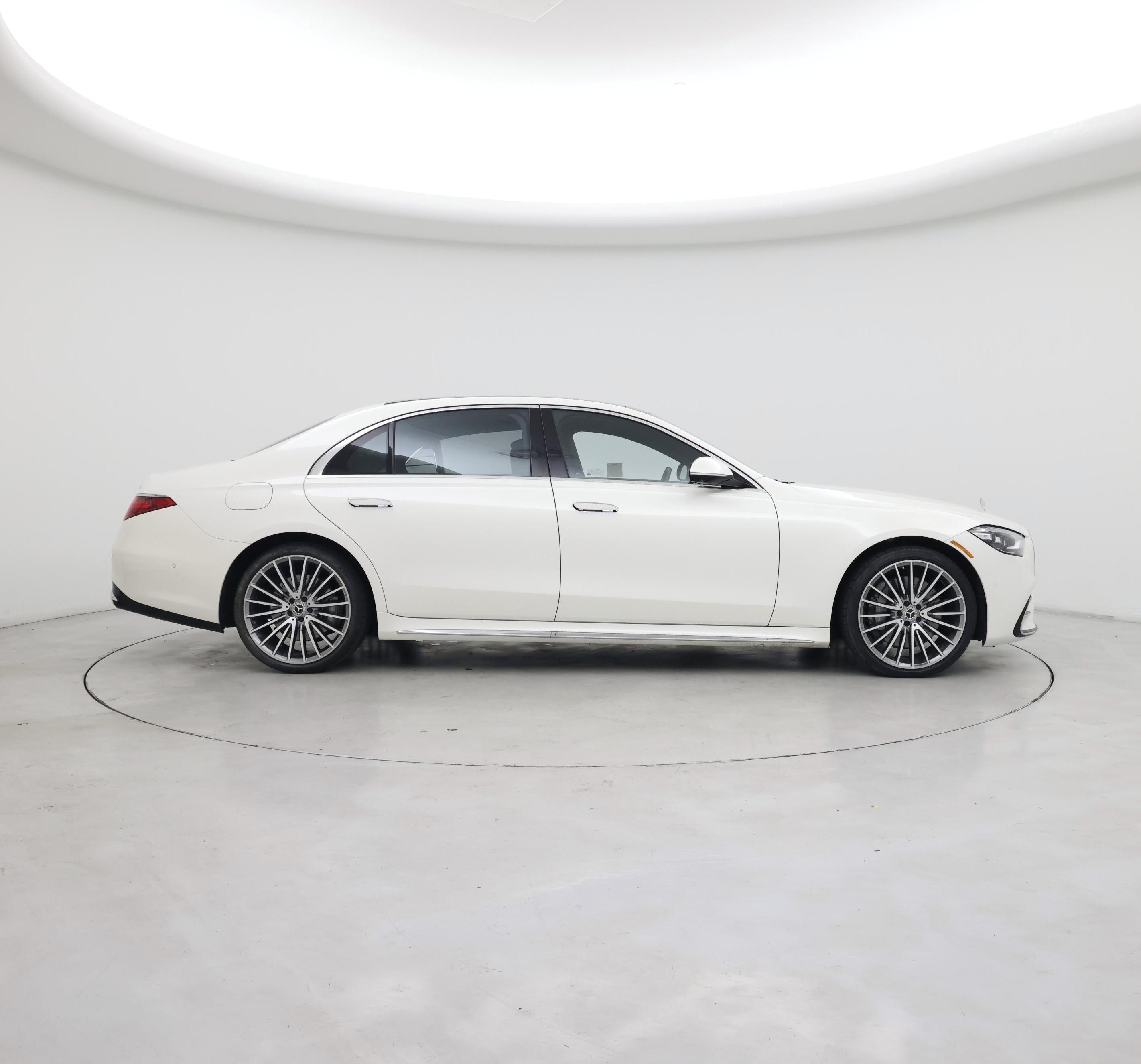 Thumbnail: 2023 Mercedes-Benz S-Class - 7