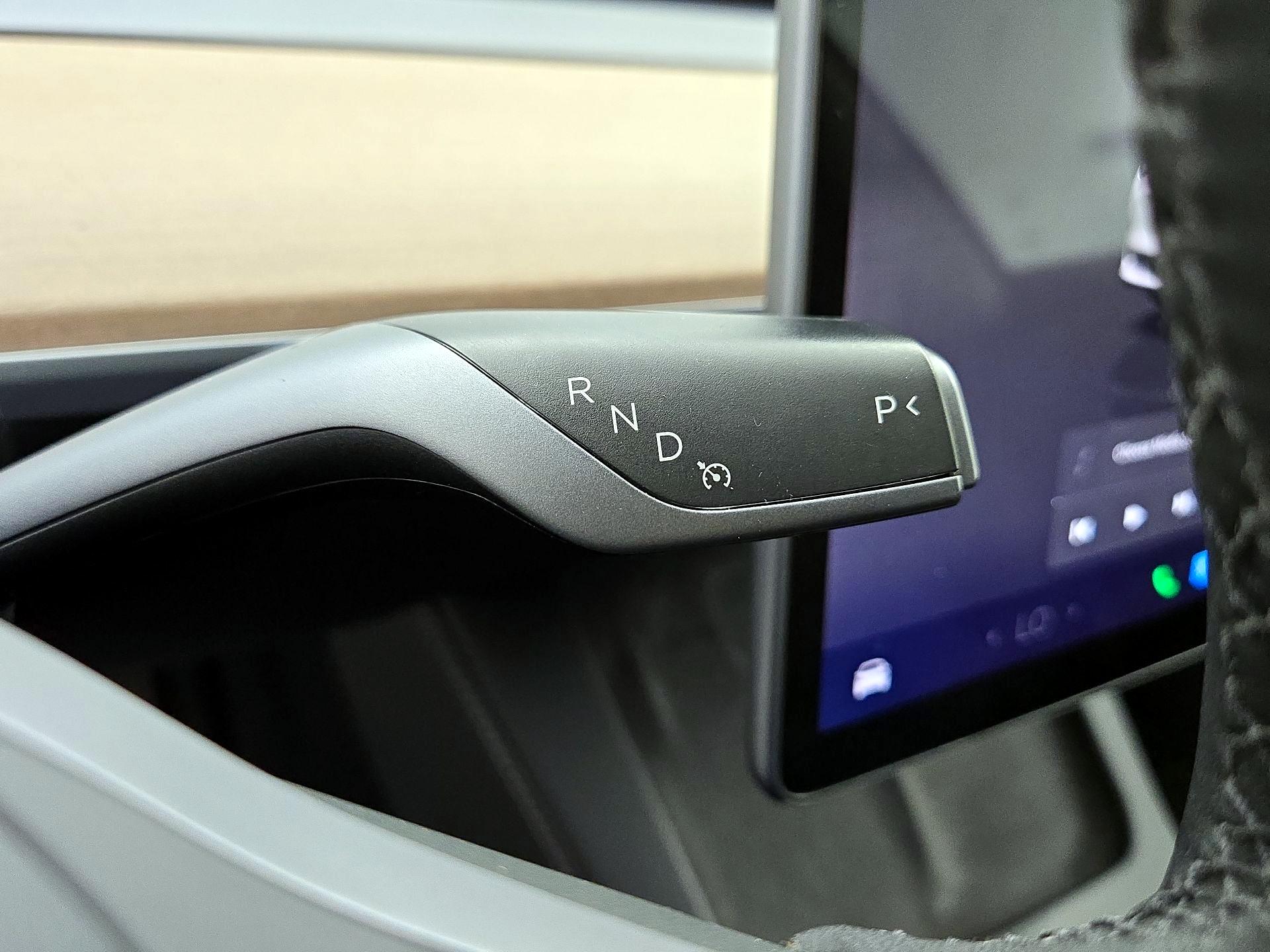 Thumbnail: 2023 Tesla Model 3 - 17