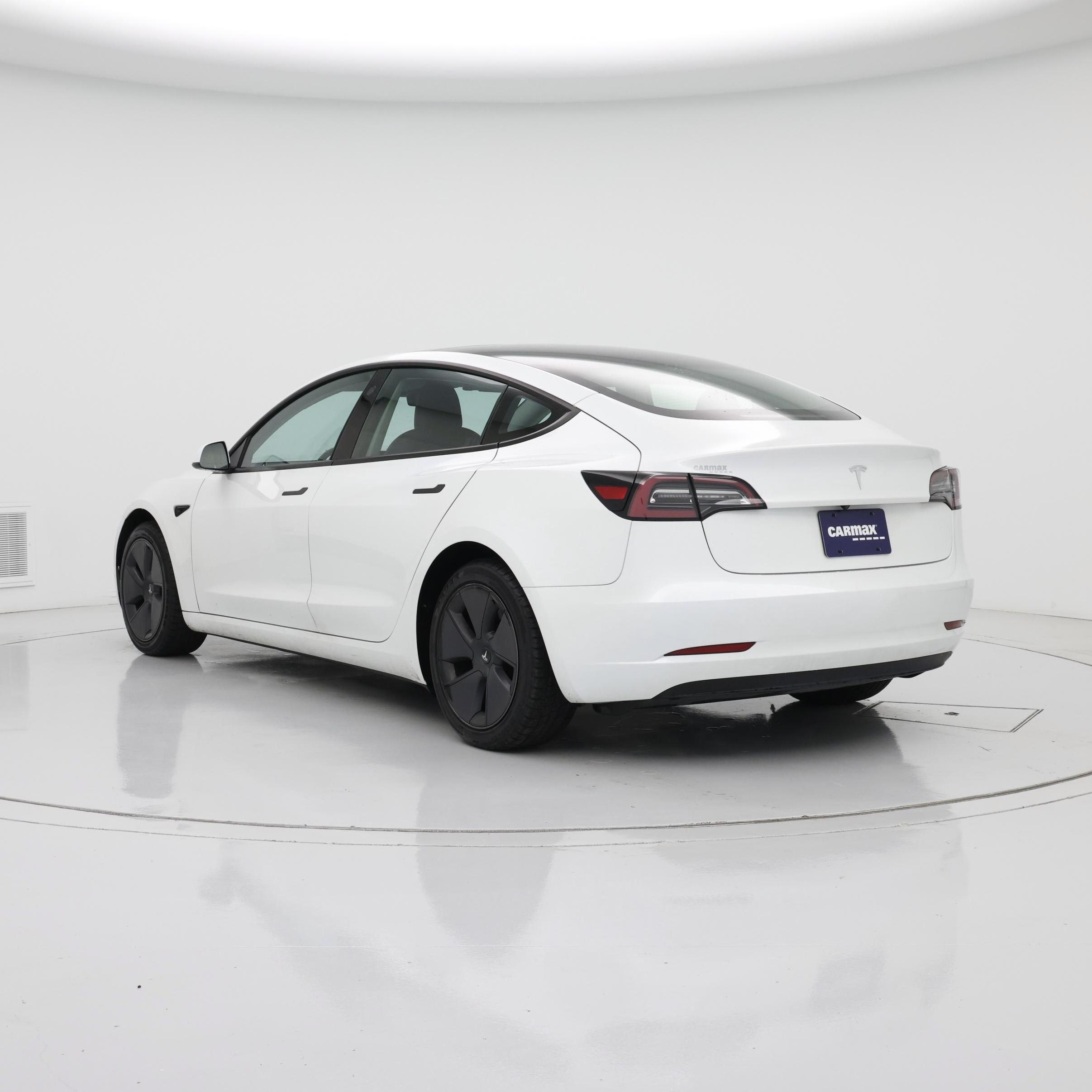 Thumbnail: 2023 Tesla Model 3 - 2