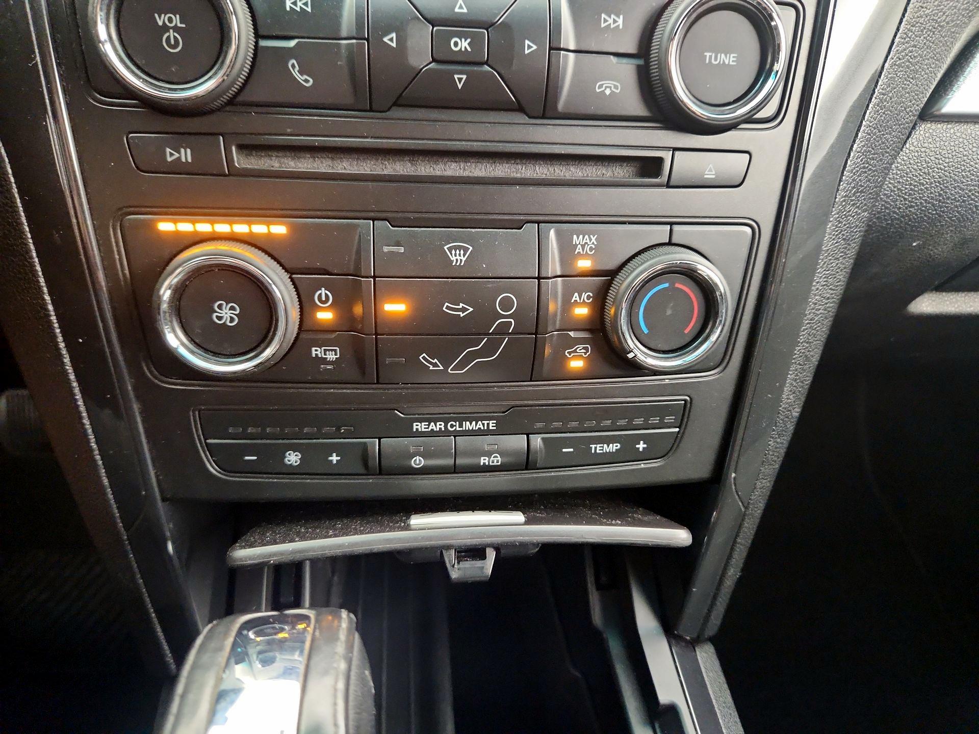 Thumbnail: 2017 Ford Explorer - 16