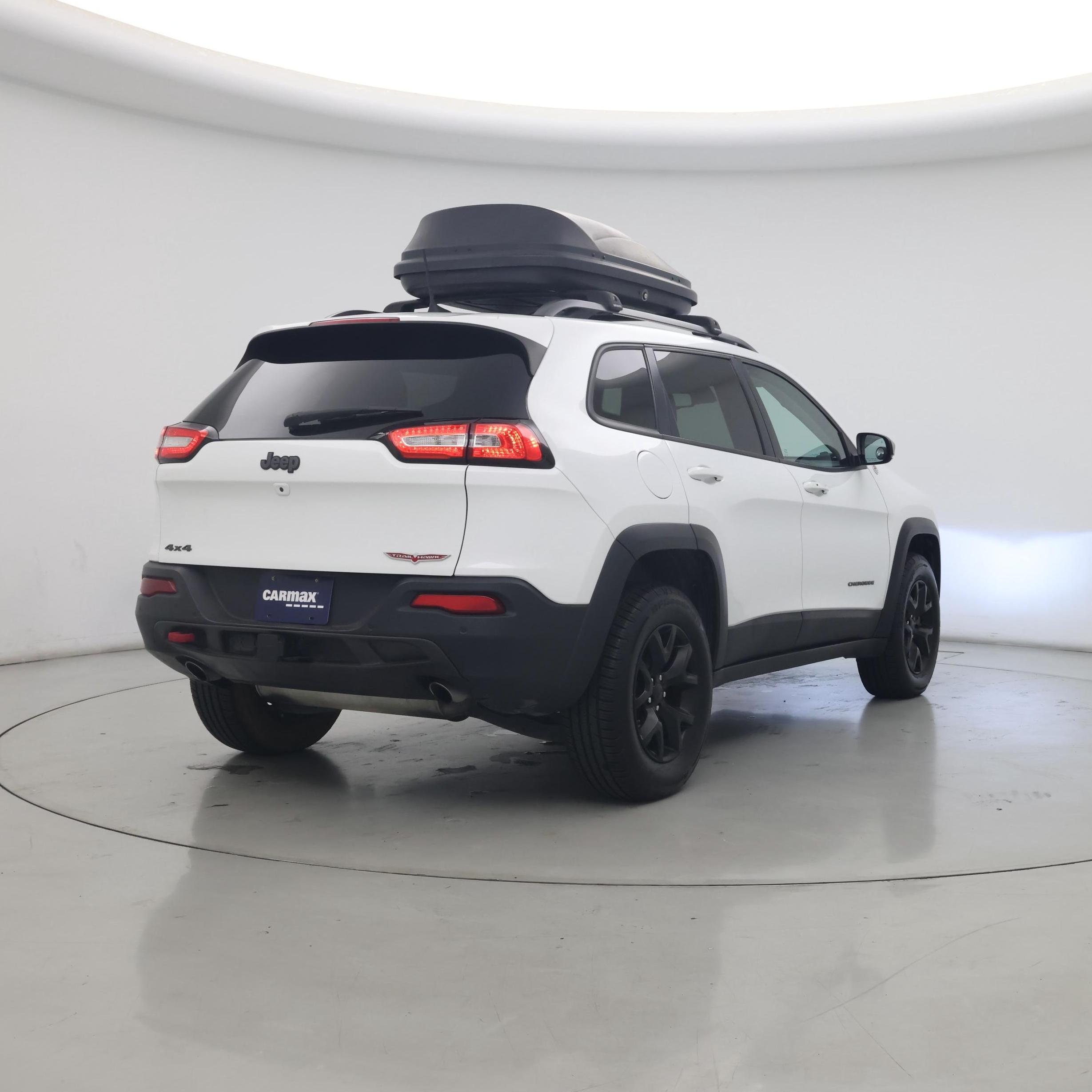 Thumbnail: 2017 Jeep Cherokee - 8