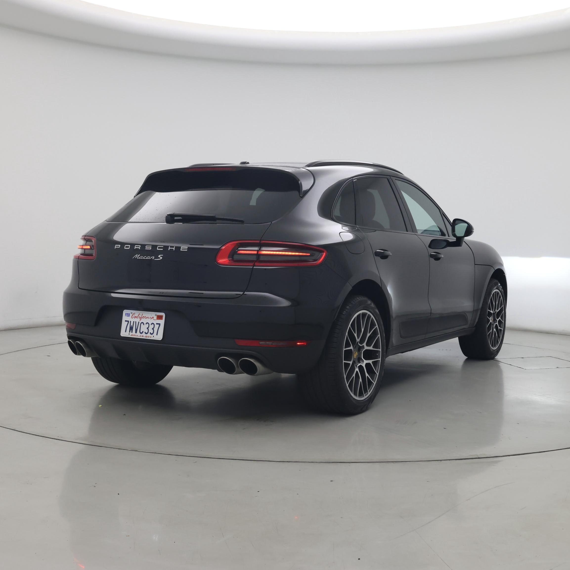 Thumbnail: 2017 Porsche Macan - 8