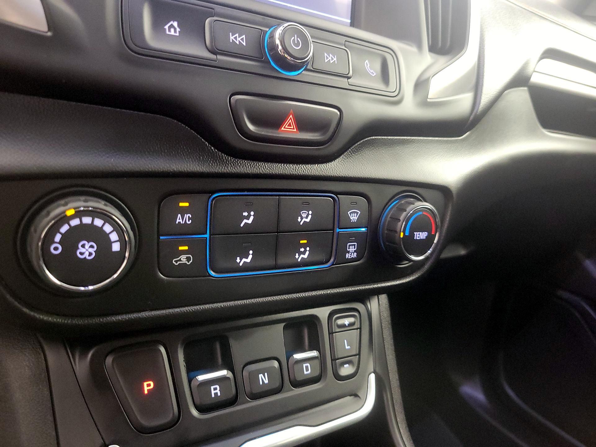 Thumbnail: 2018 GMC Terrain - 16