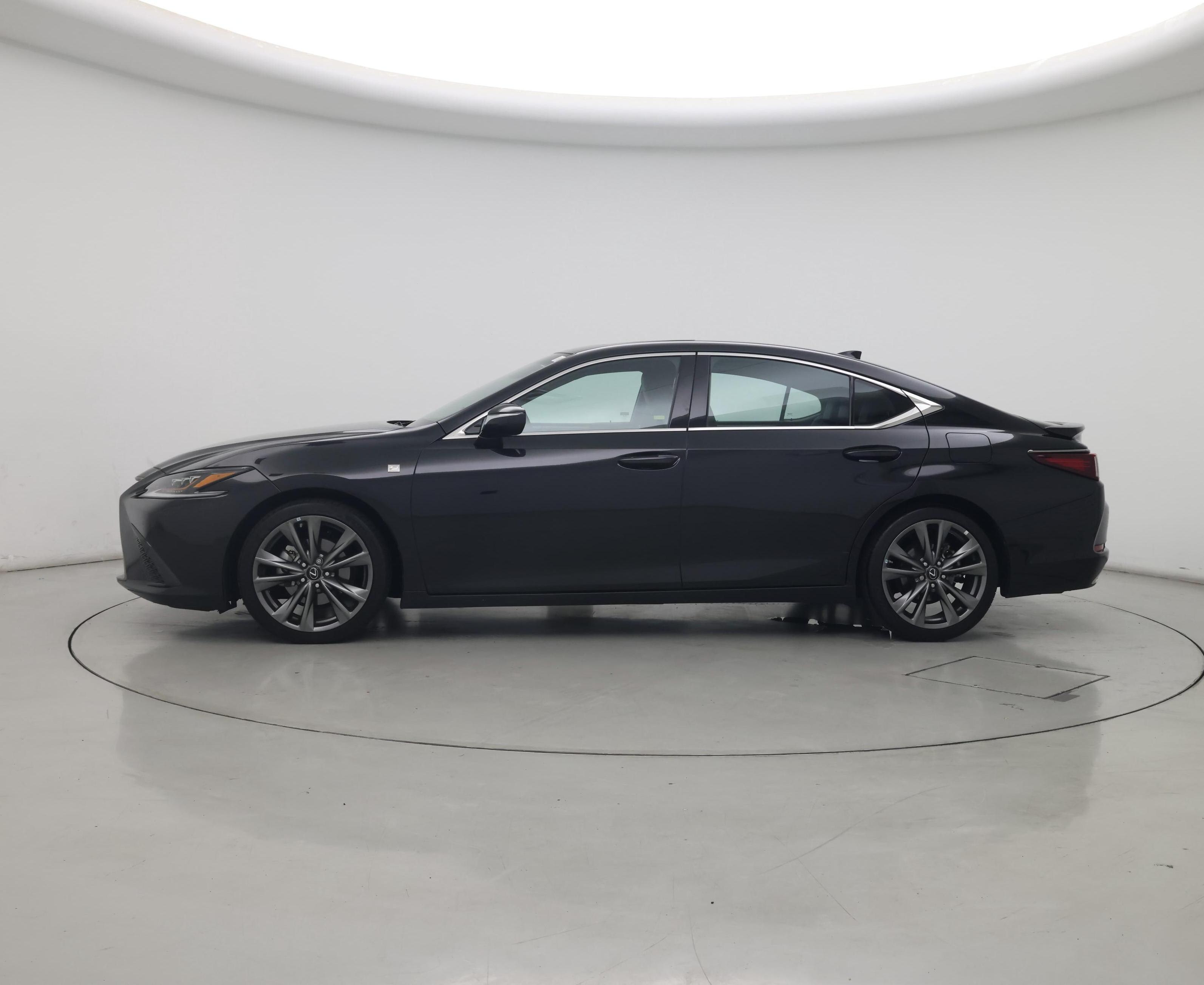 Thumbnail: 2019 Lexus ES - 3