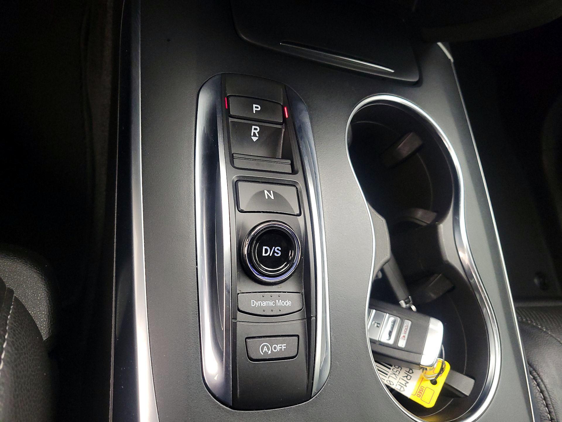 Thumbnail: 2019 Acura MDX - 18