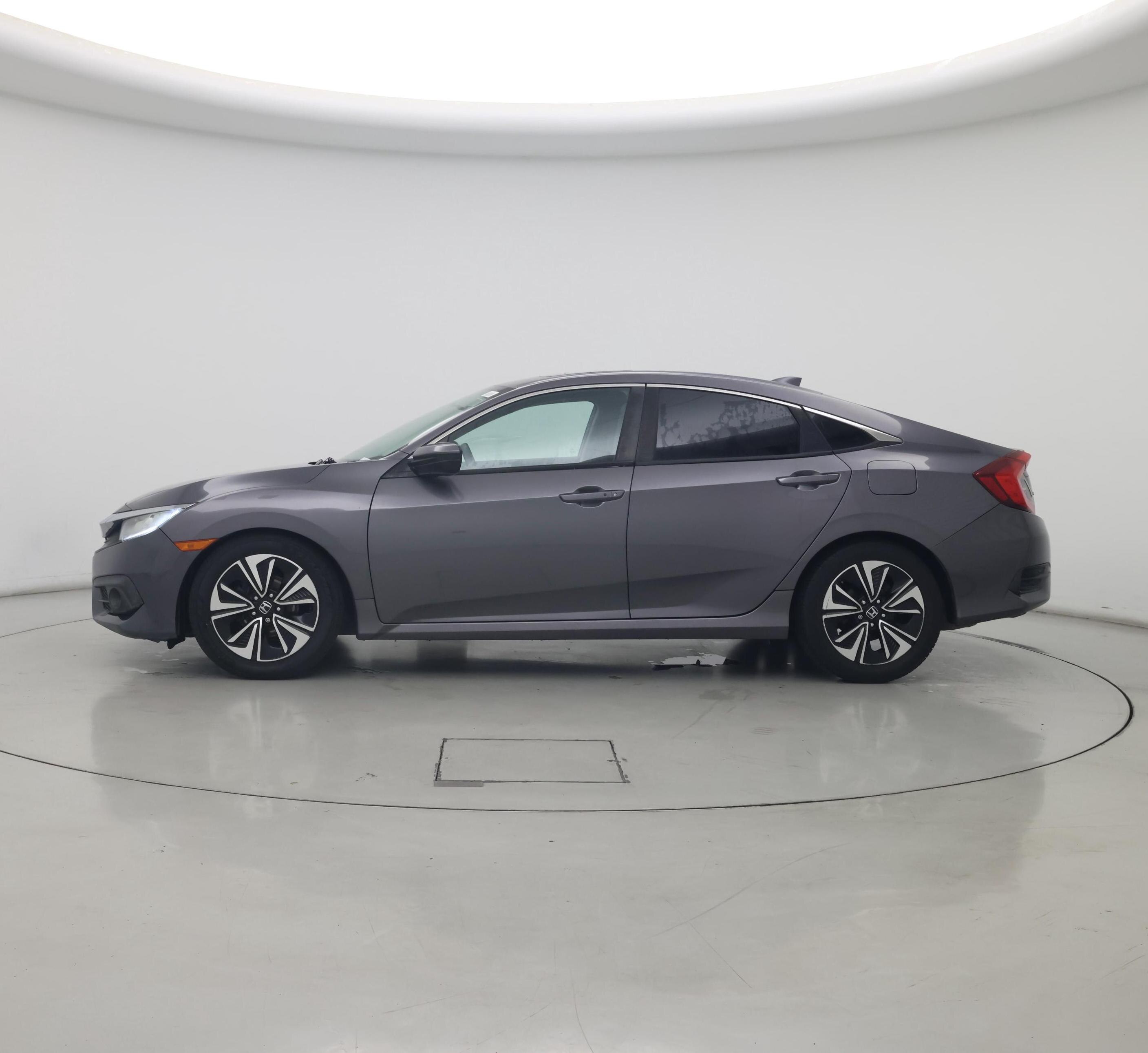 Thumbnail: 2017 Honda Civic - 3