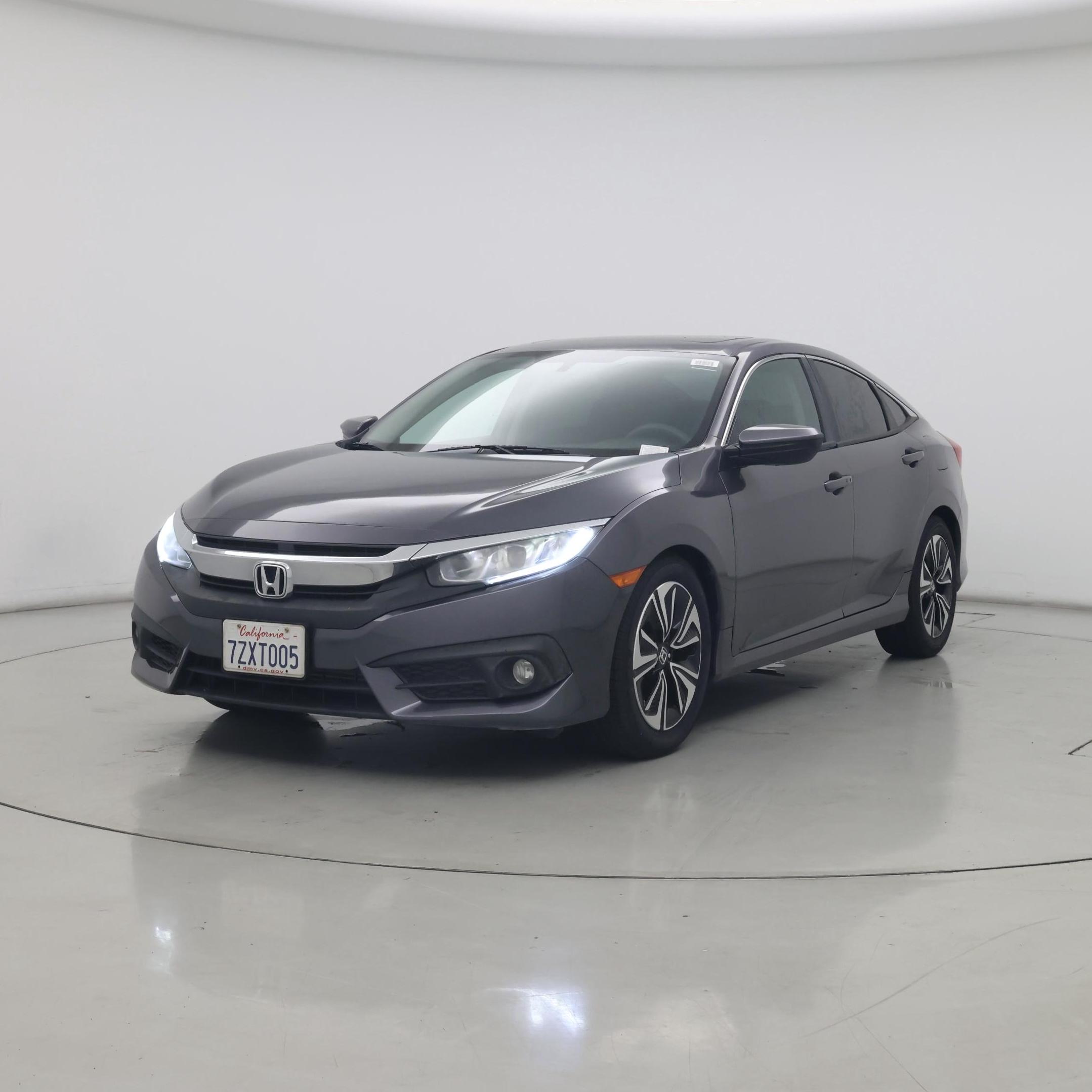 Thumbnail: 2017 Honda Civic - 4