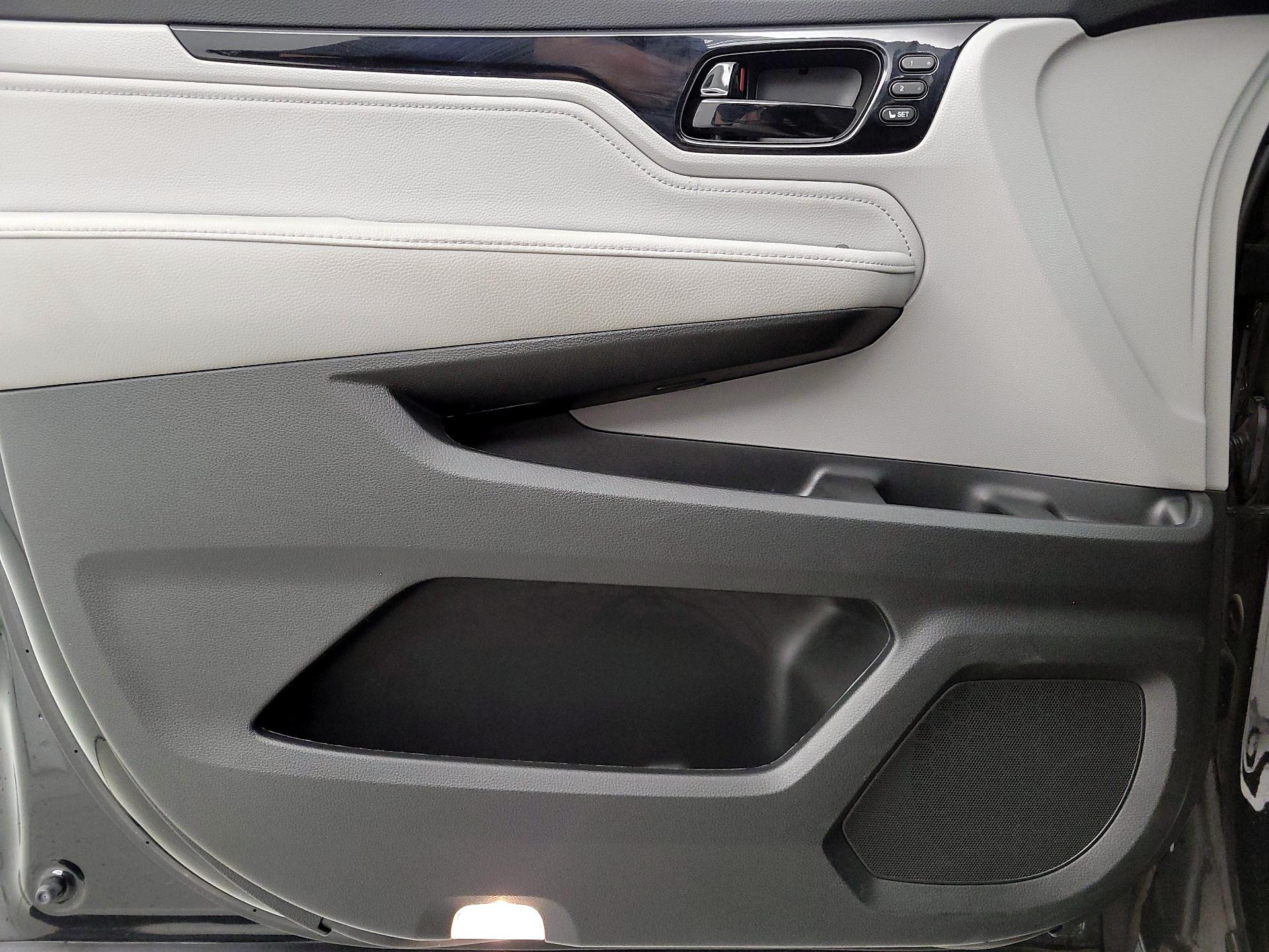 Thumbnail: 2021 Honda Odyssey - 12
