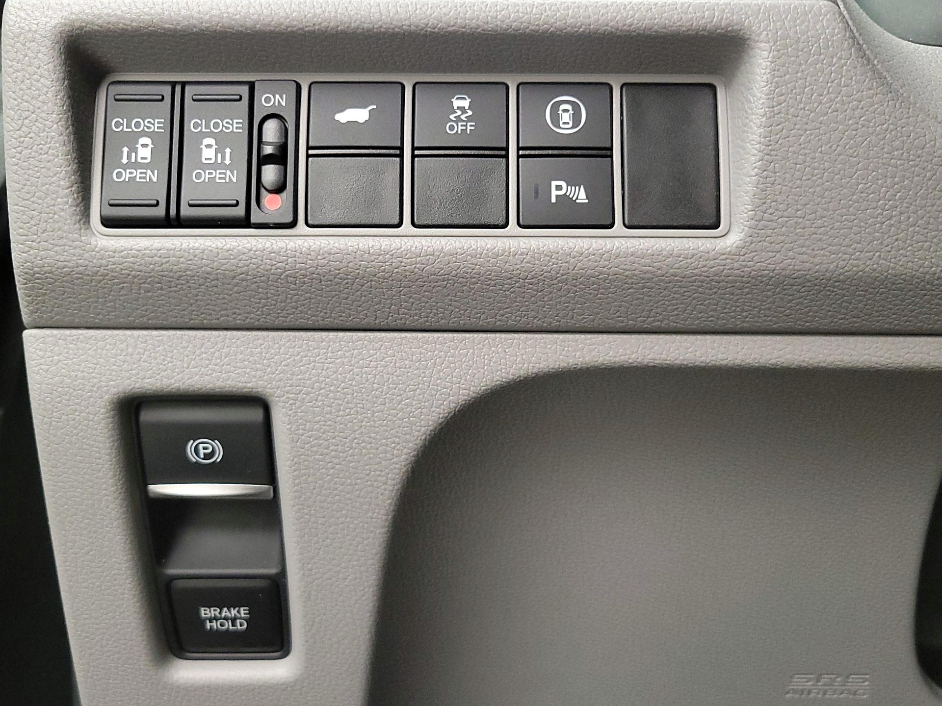 Thumbnail: 2021 Honda Odyssey - 13