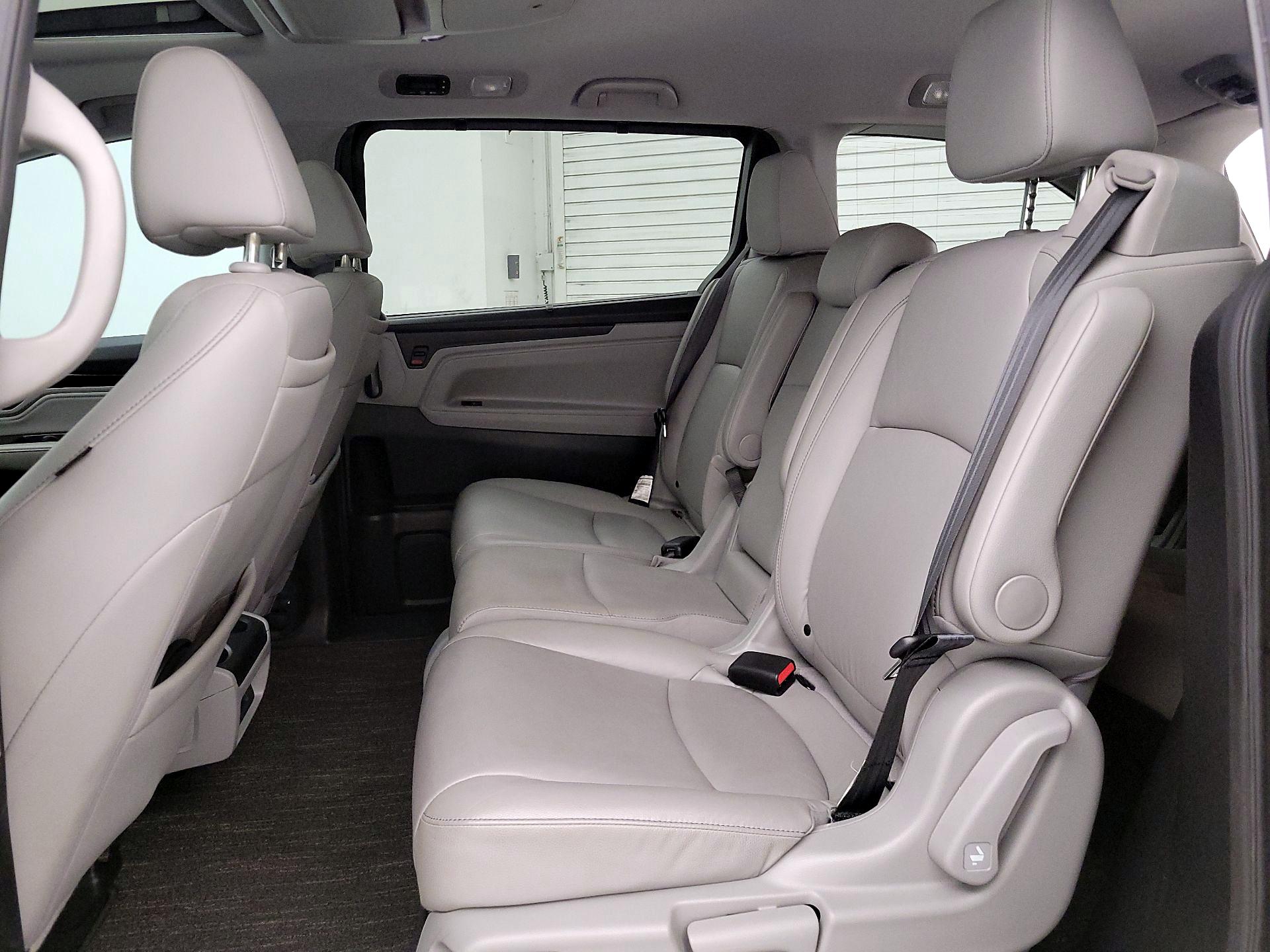 Thumbnail: 2021 Honda Odyssey - 20