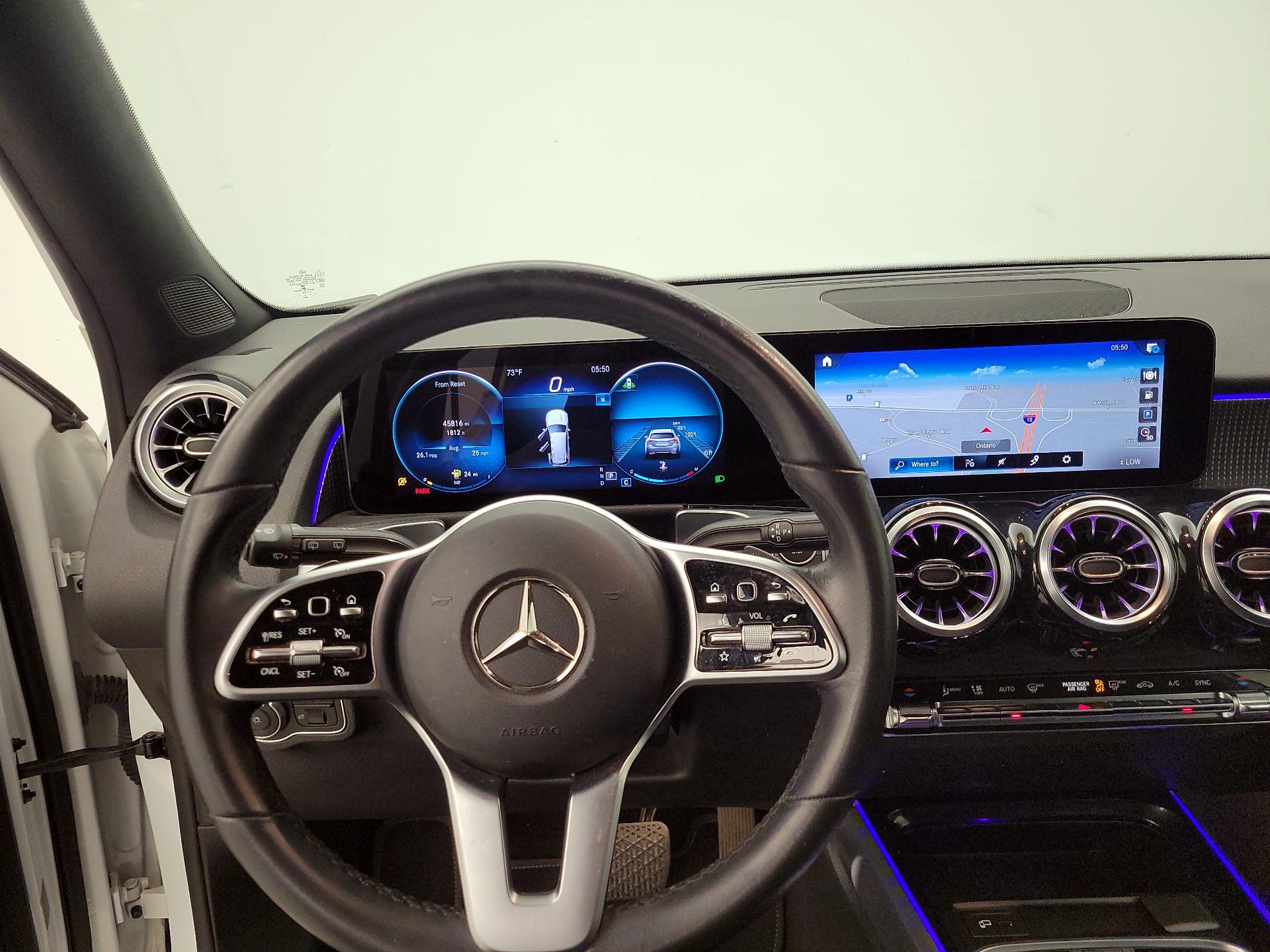 Thumbnail: 2022 Mercedes-Benz GLB - 10