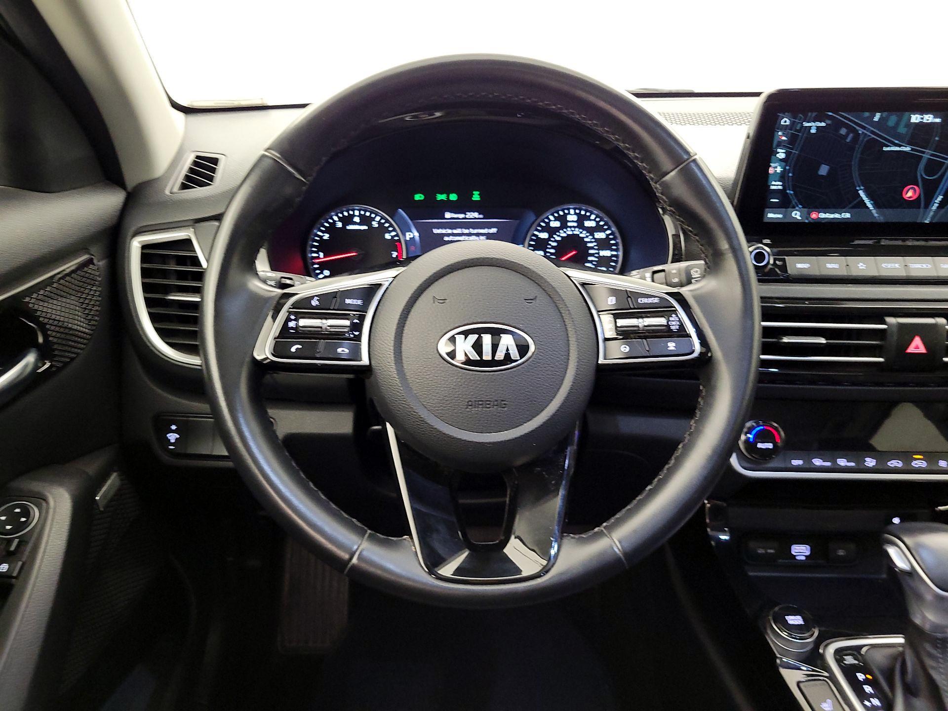 Thumbnail: 2021 Kia Seltos - 10