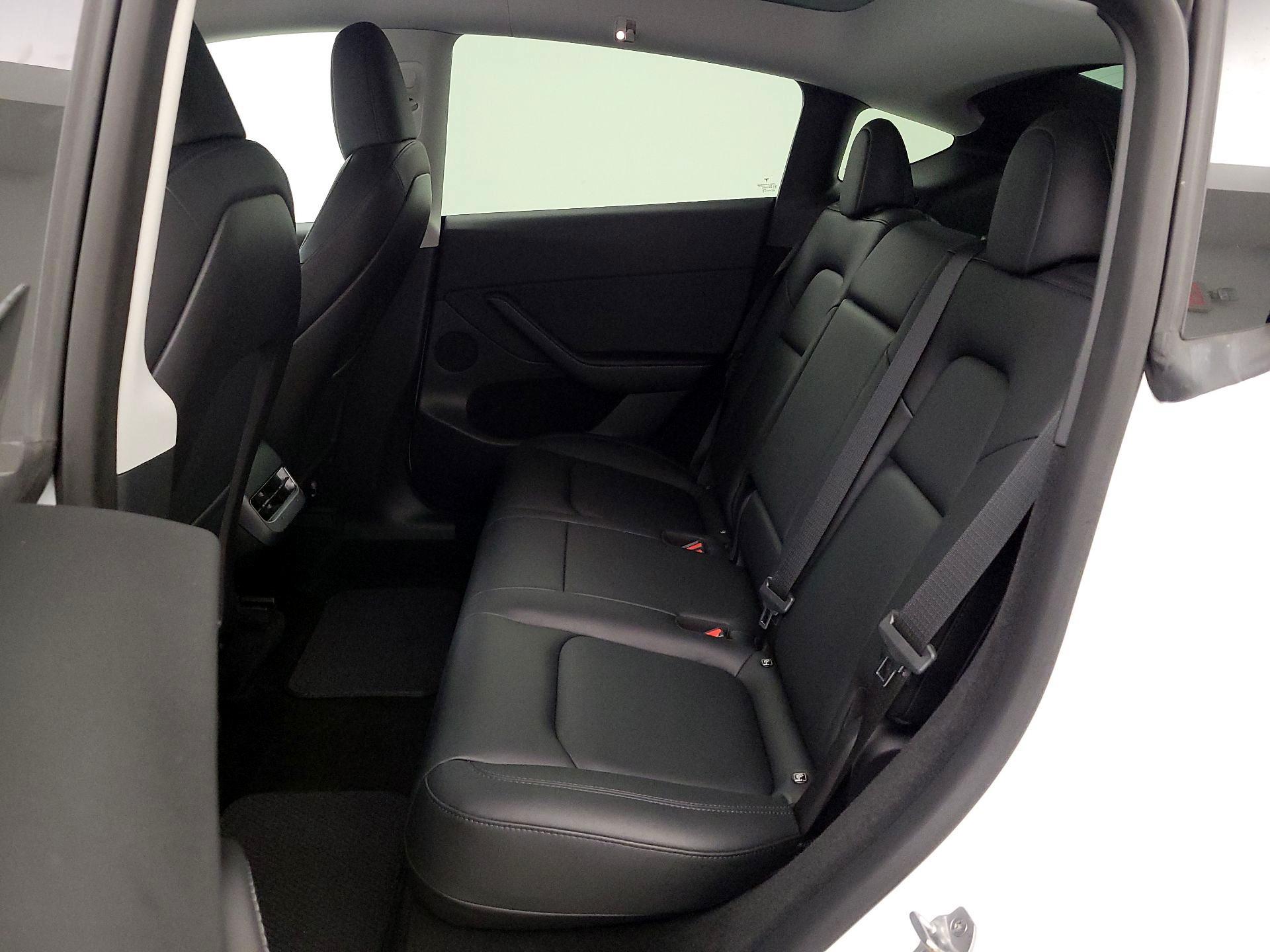 Thumbnail: 2023 Tesla Model Y - 18