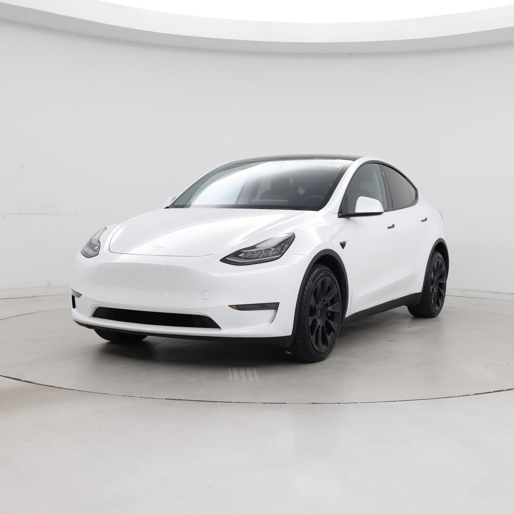 Thumbnail: 2023 Tesla Model Y - 4