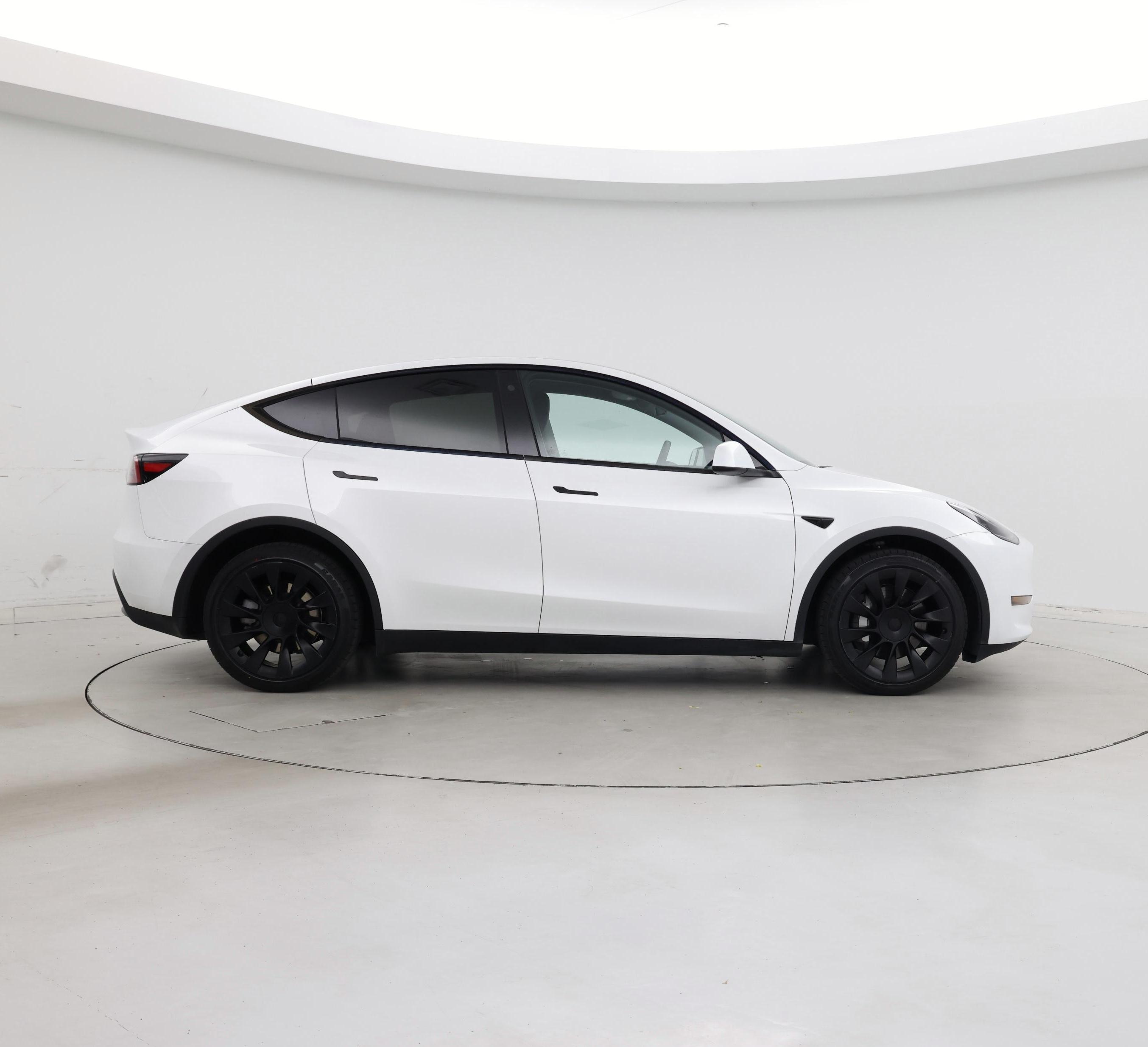 Thumbnail: 2023 Tesla Model Y - 7