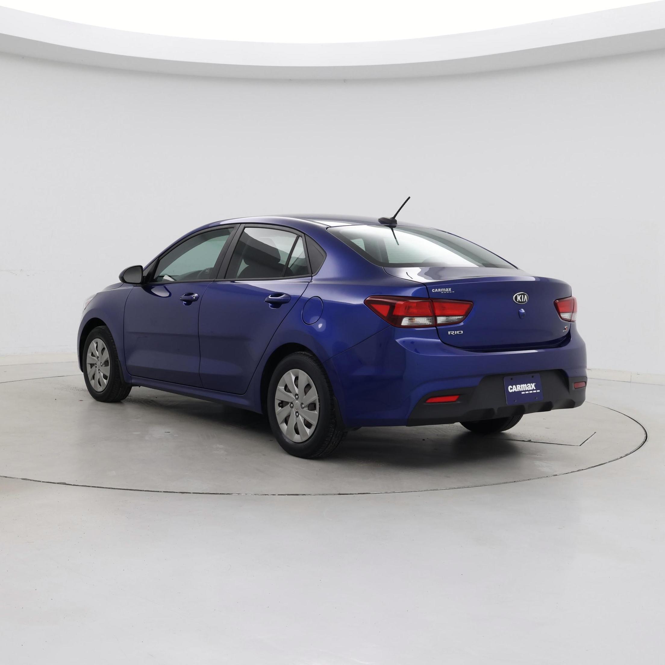 Thumbnail: 2019 Kia Rio - 2