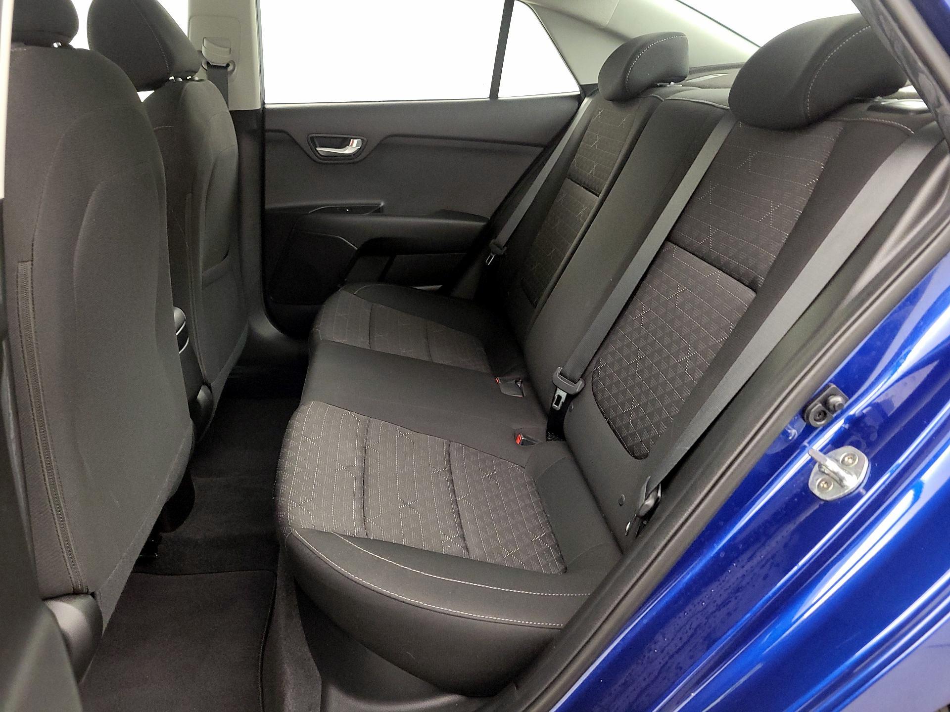 Thumbnail: 2019 Kia Rio - 19