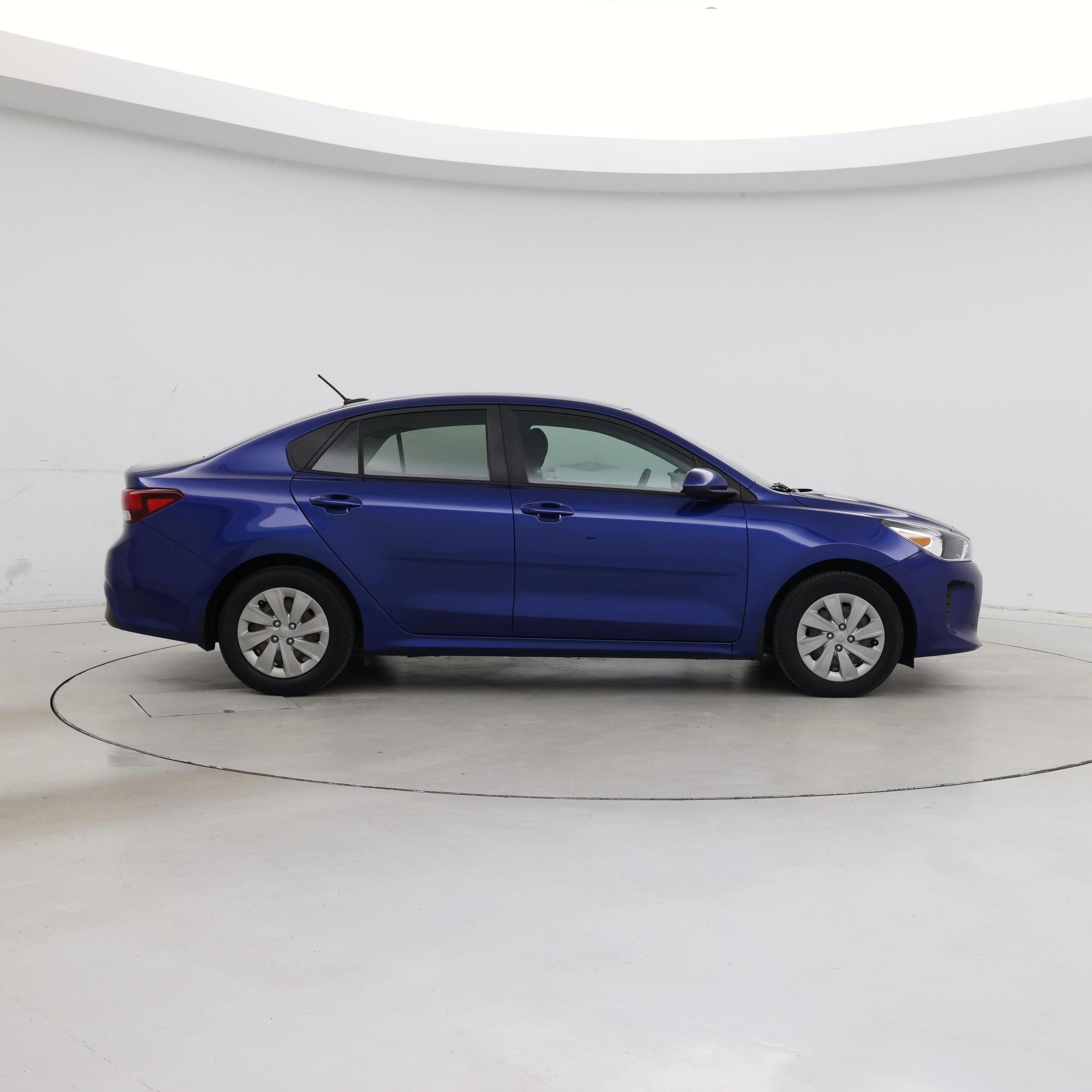 Thumbnail: 2019 Kia Rio - 7