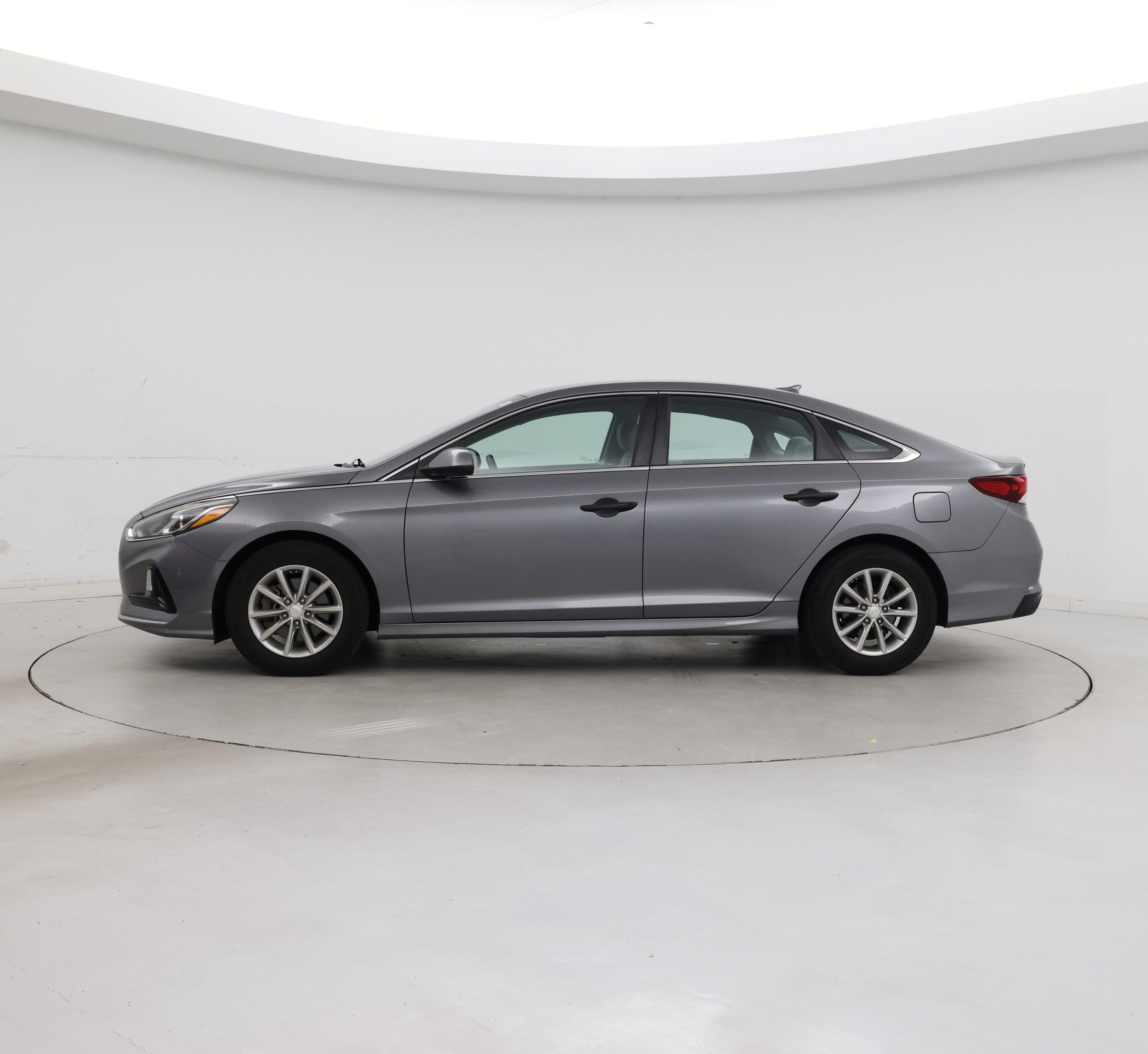 Thumbnail: 2018 Hyundai Sonata - 3