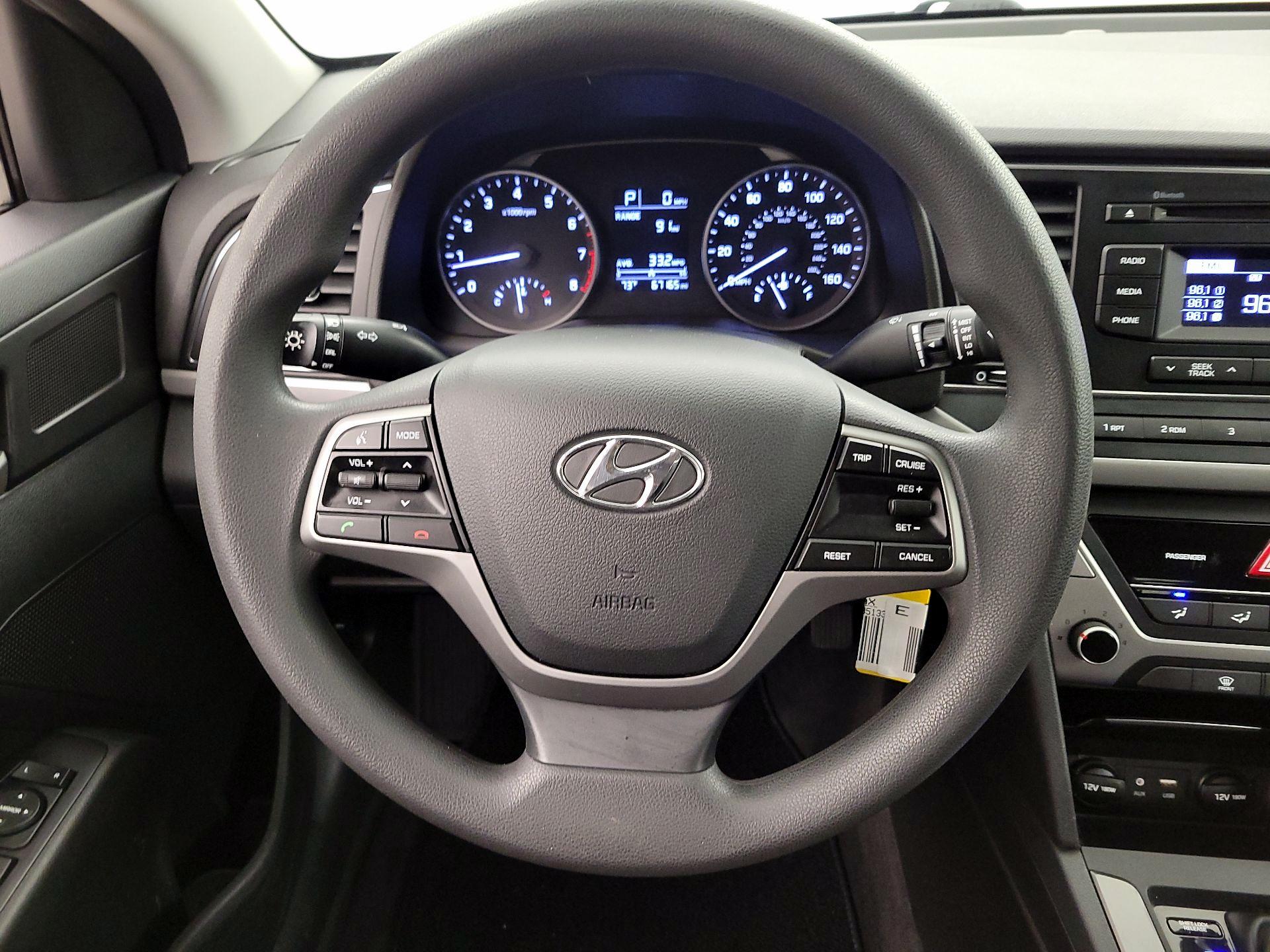 Thumbnail: 2018 Hyundai Elantra - 10