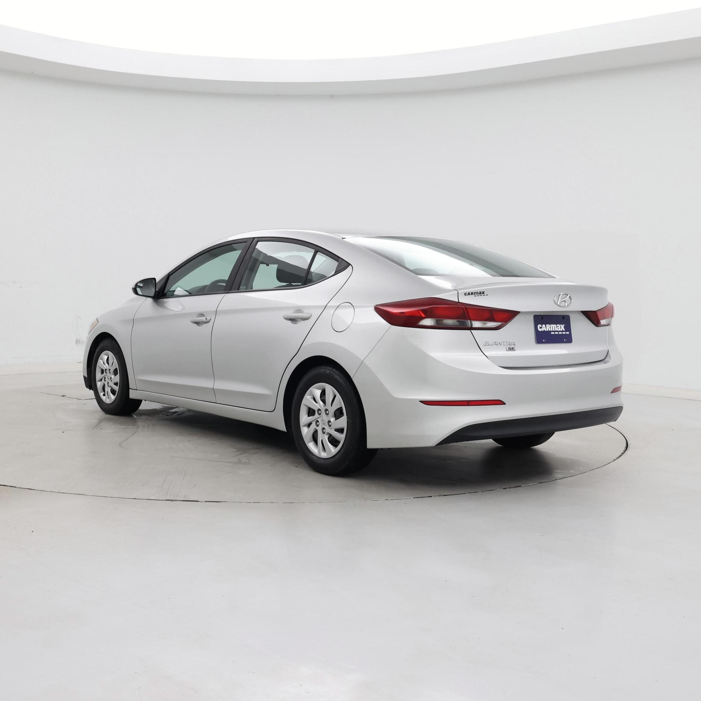 Thumbnail: 2018 Hyundai Elantra - 2