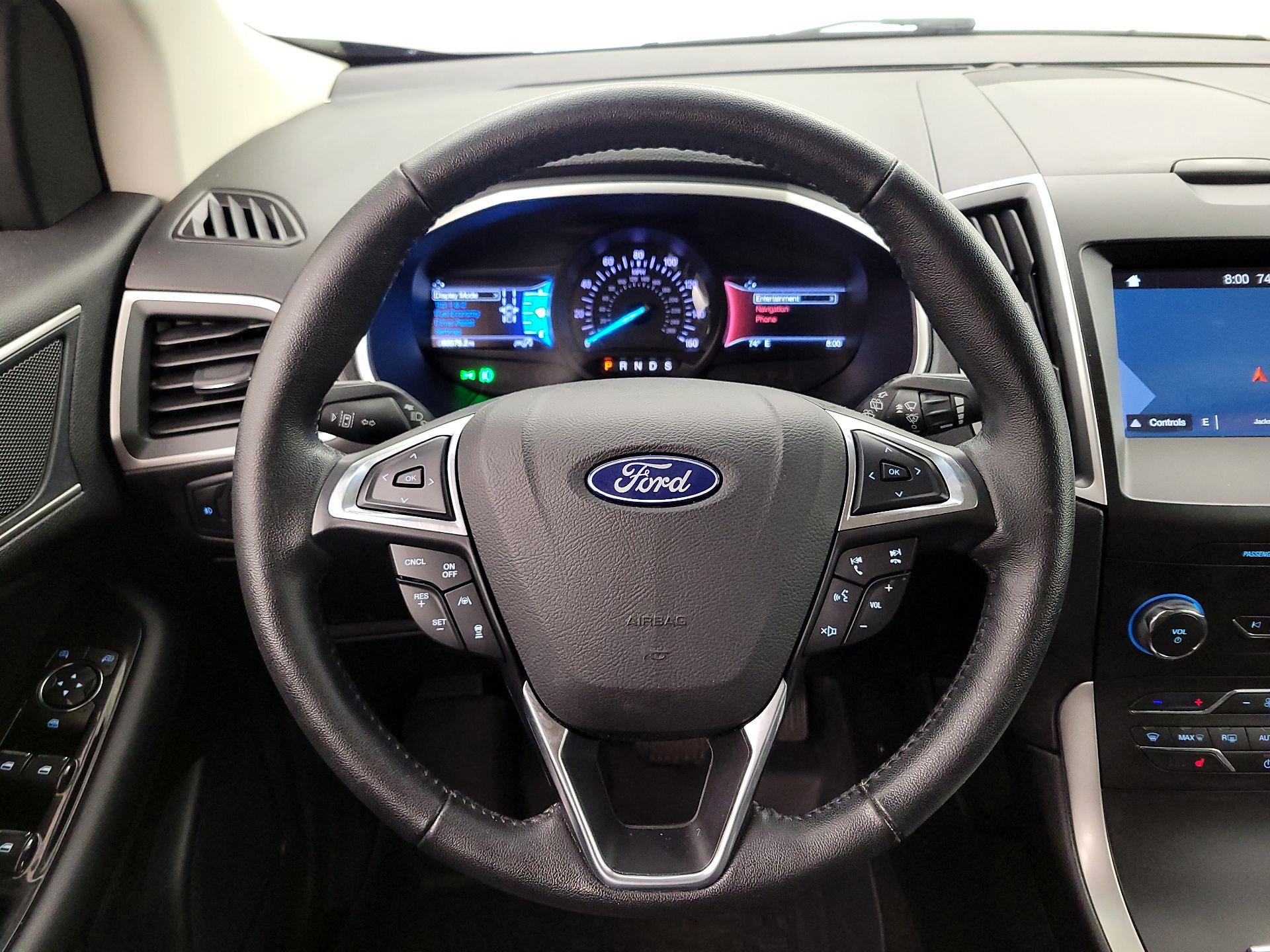 Thumbnail: 2019 Ford Edge - 10