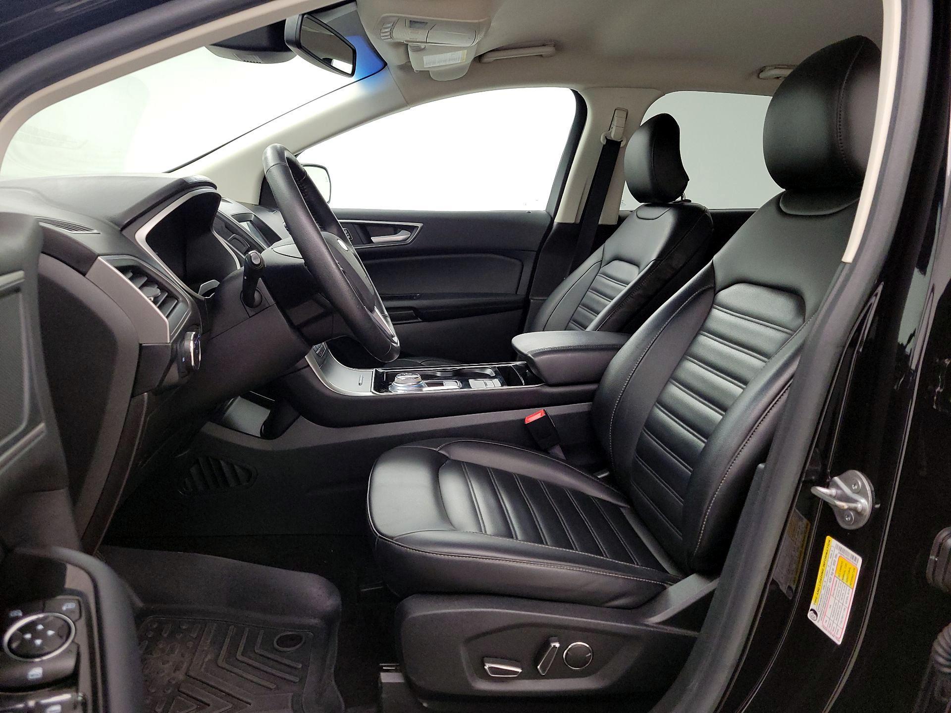 Thumbnail: 2019 Ford Edge - 11