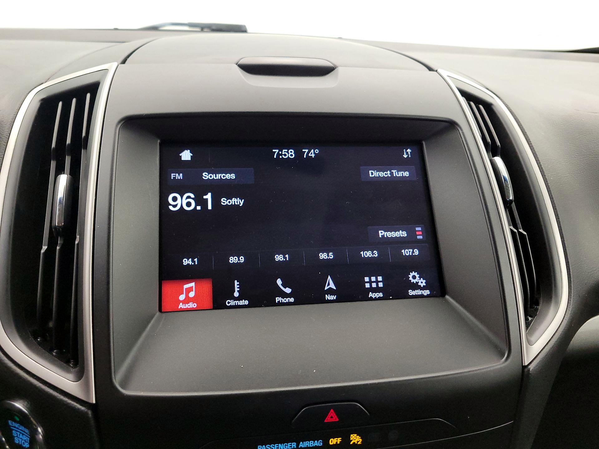 Thumbnail: 2019 Ford Edge - 16
