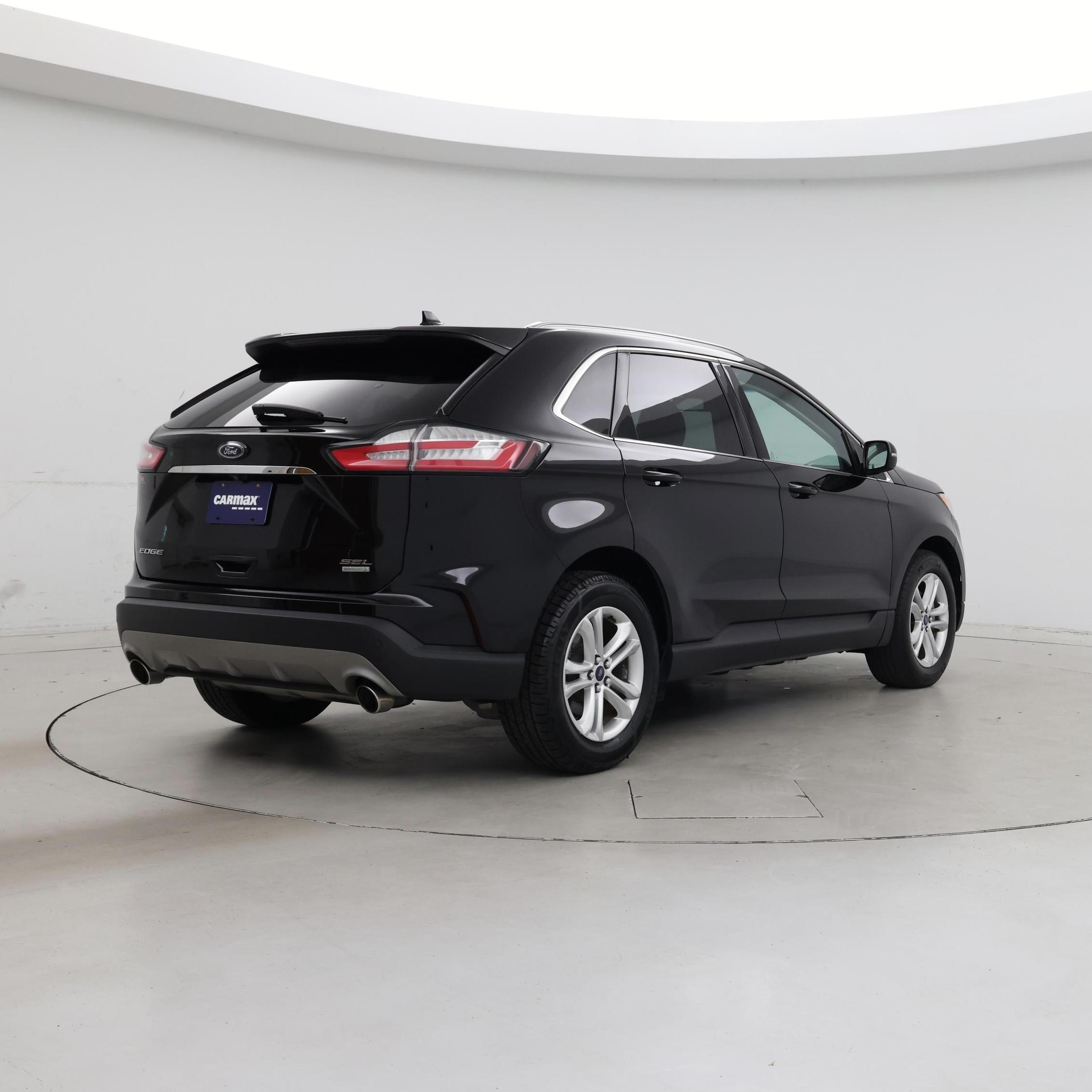Thumbnail: 2019 Ford Edge - 8
