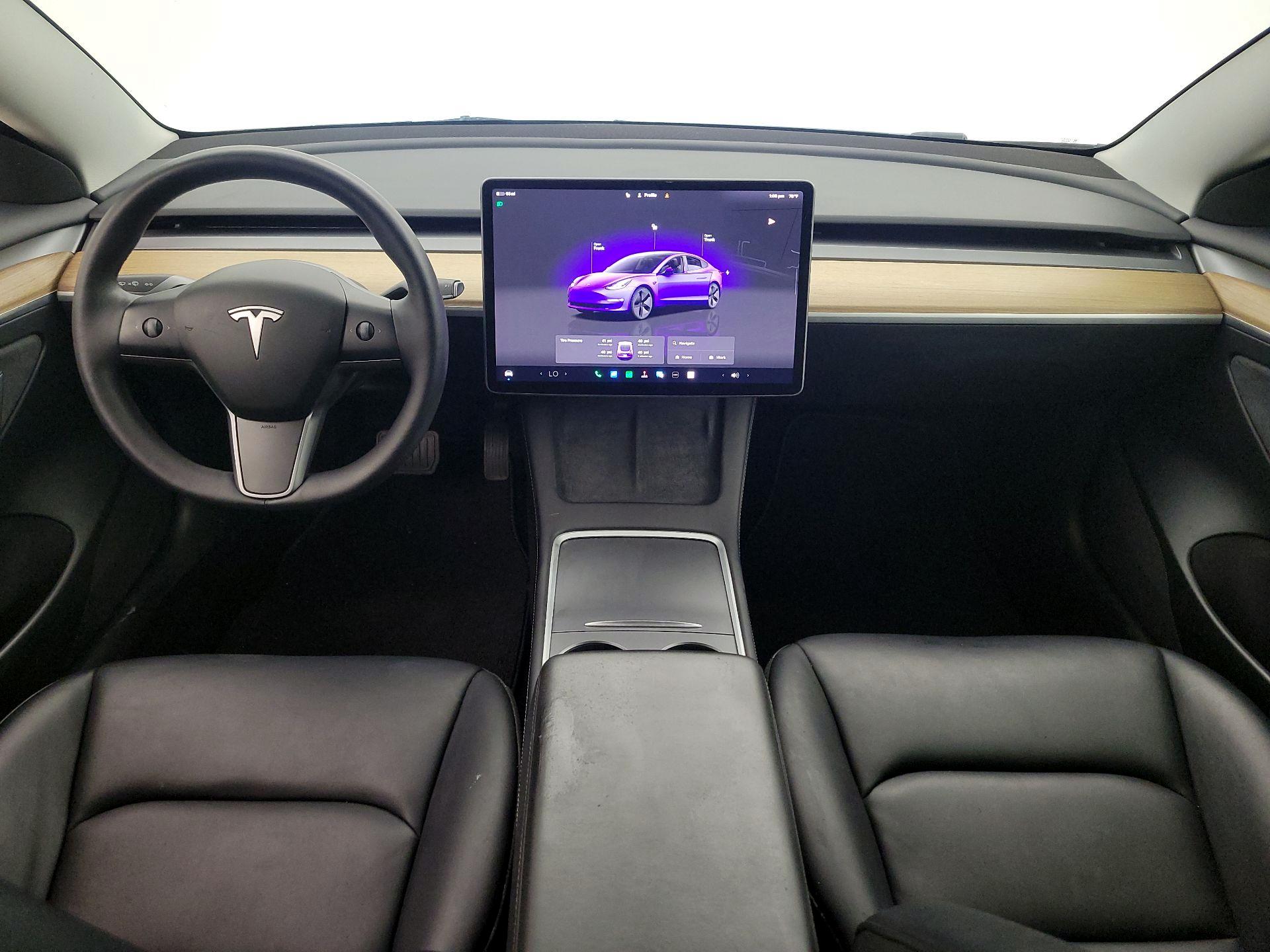 Thumbnail: 2023 Tesla Model 3 - 9