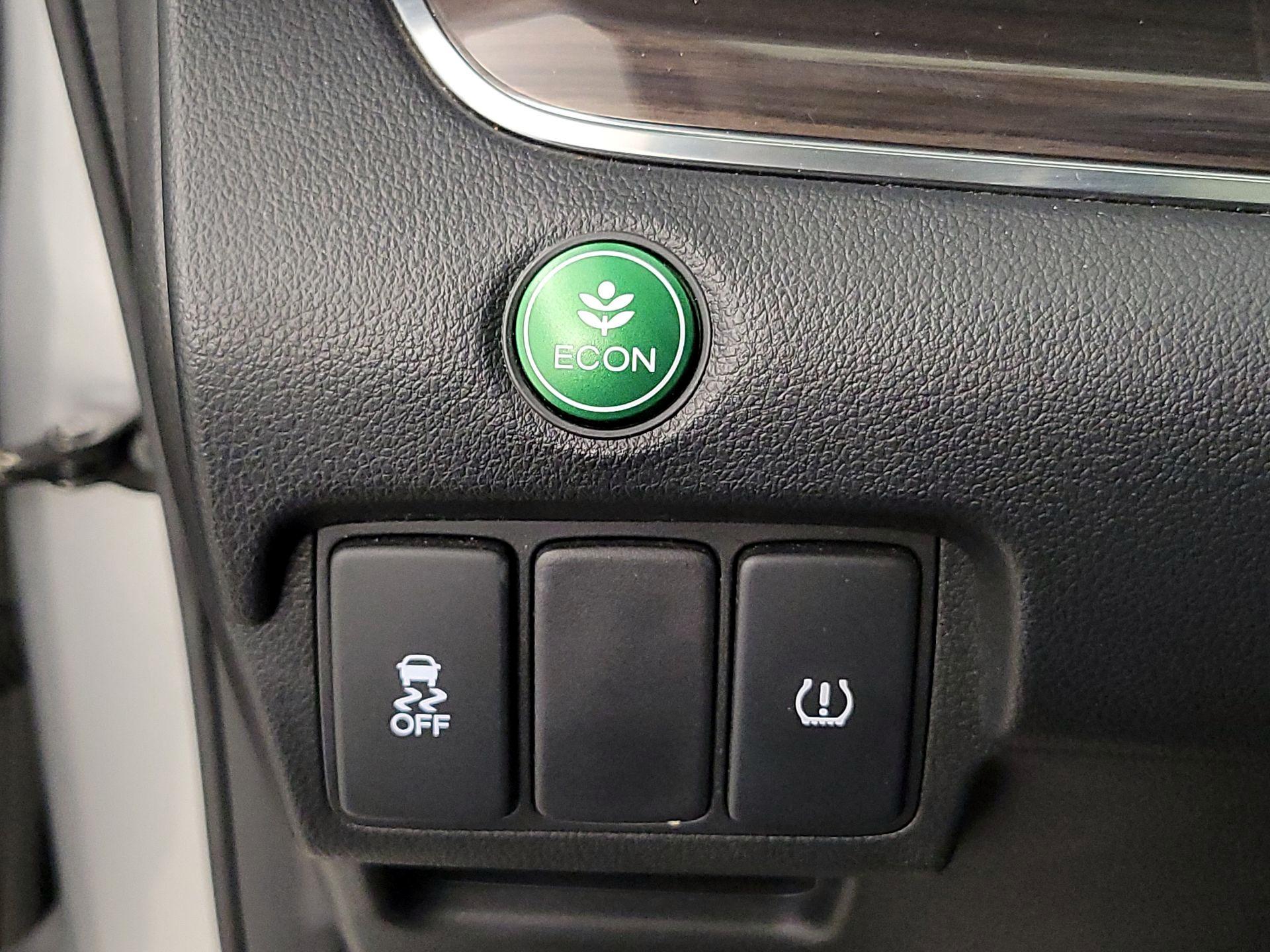 Thumbnail: 2016 Honda CR-V - 13