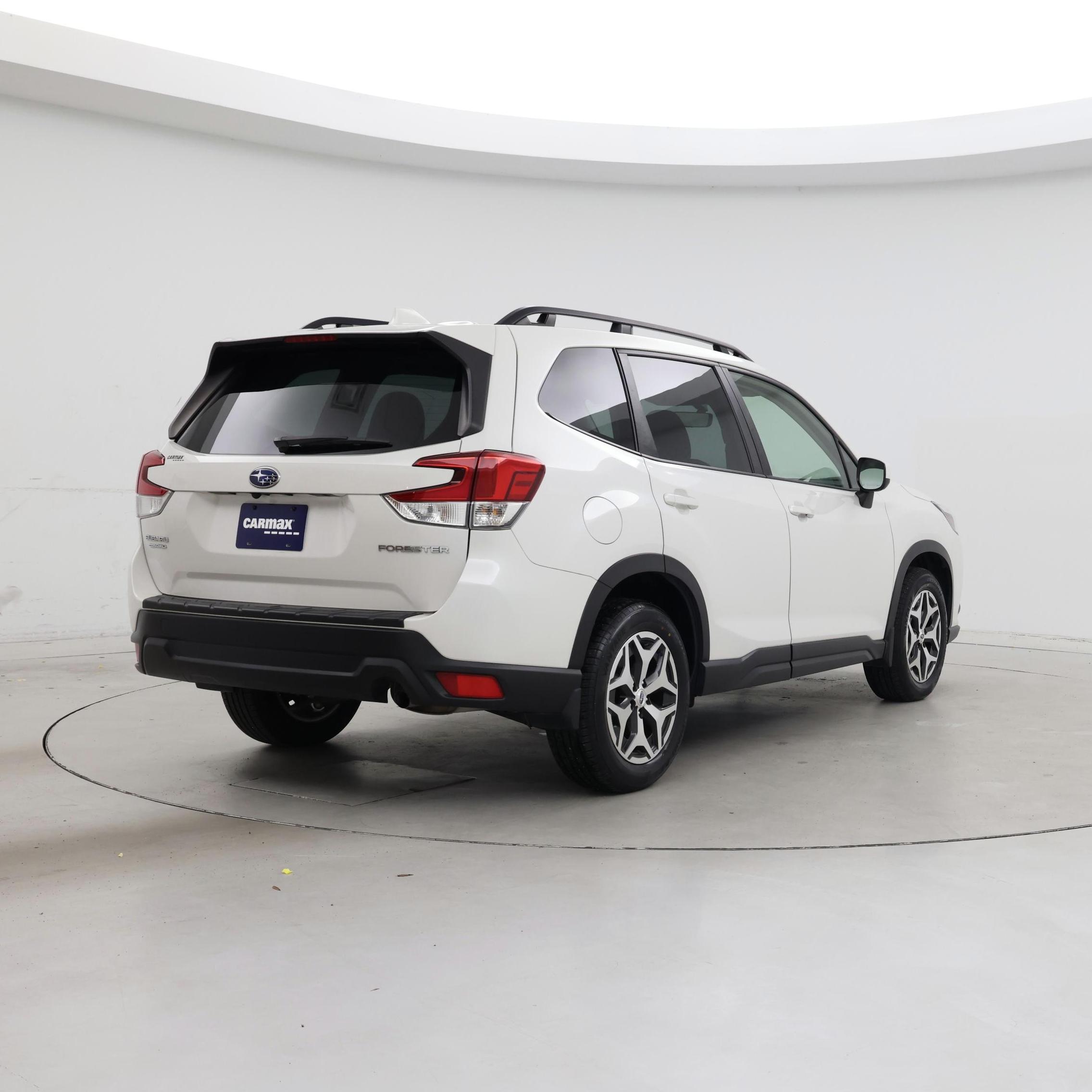 Thumbnail: 2023 Subaru Forester - 8