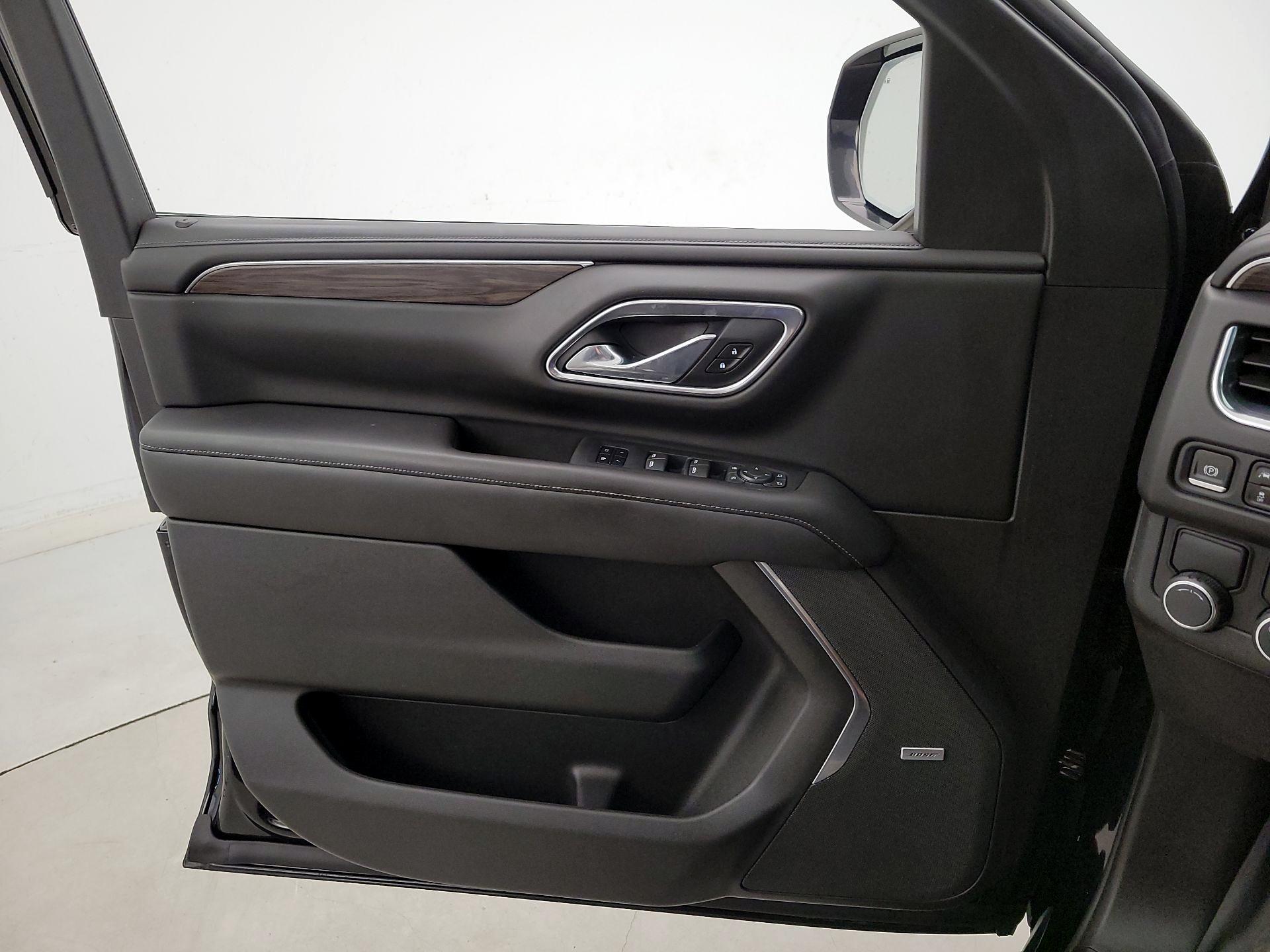 Thumbnail: 2021 Chevrolet Tahoe - 12