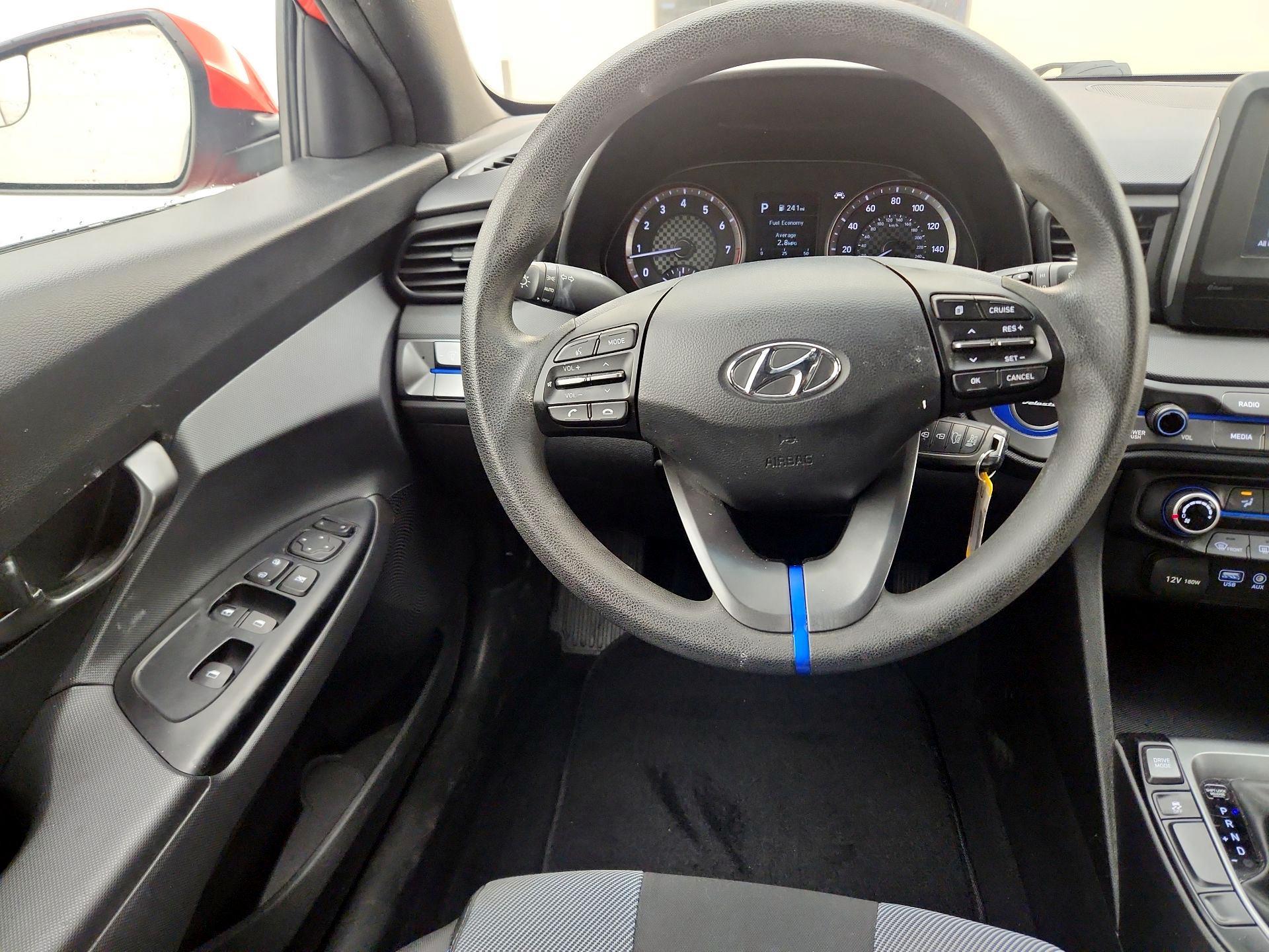 Thumbnail: 2020 Hyundai Veloster - 10