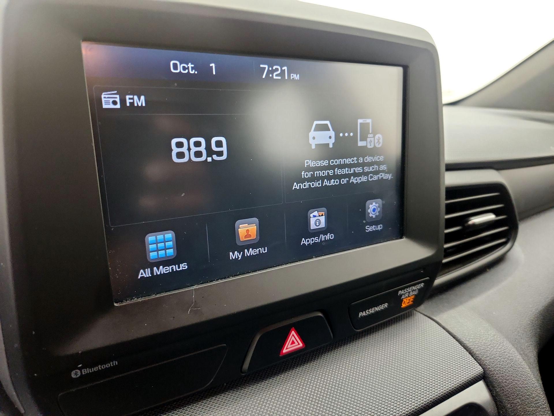 Thumbnail: 2020 Hyundai Veloster - 15