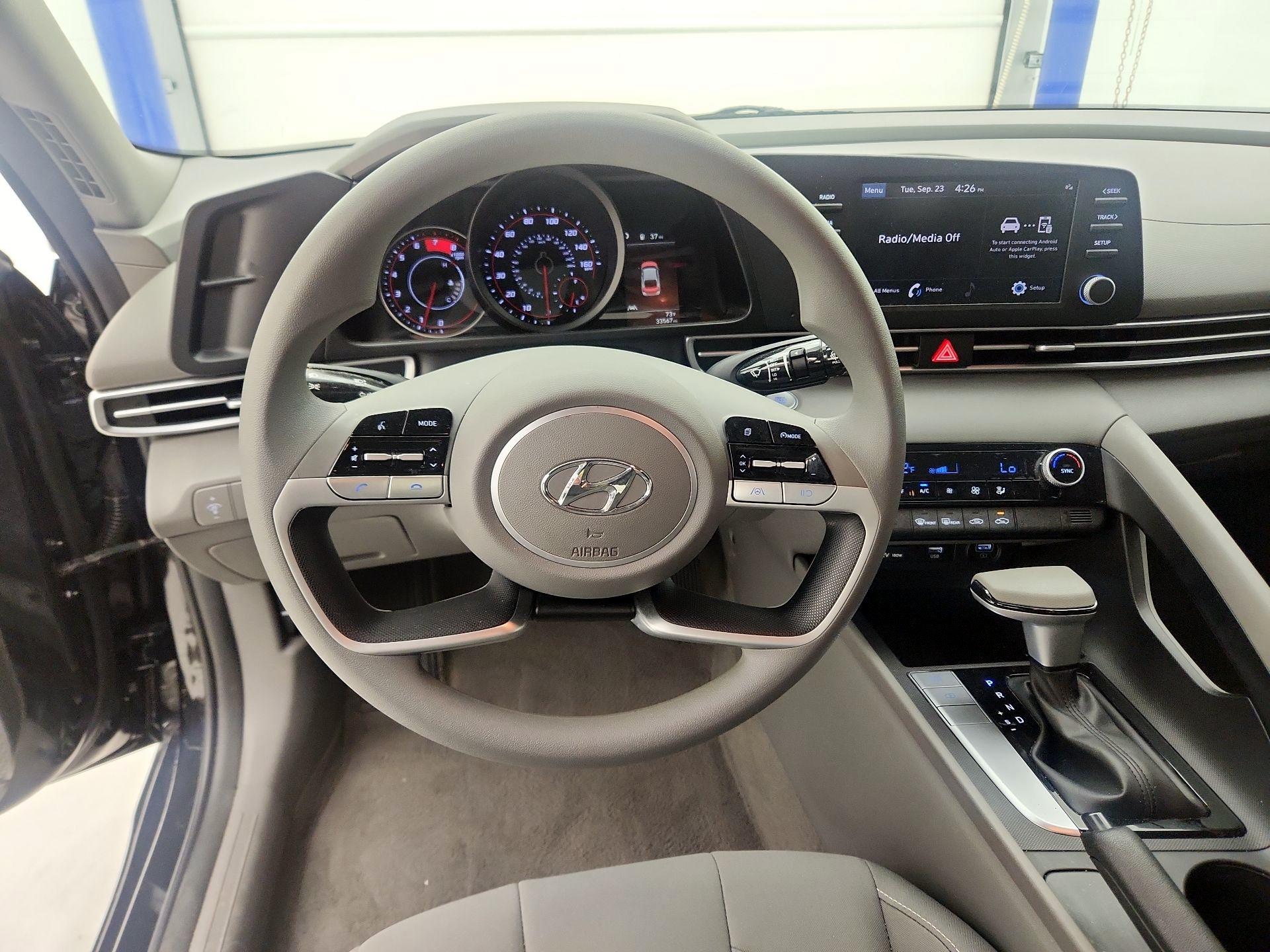 Thumbnail: 2023 Hyundai Elantra - 9