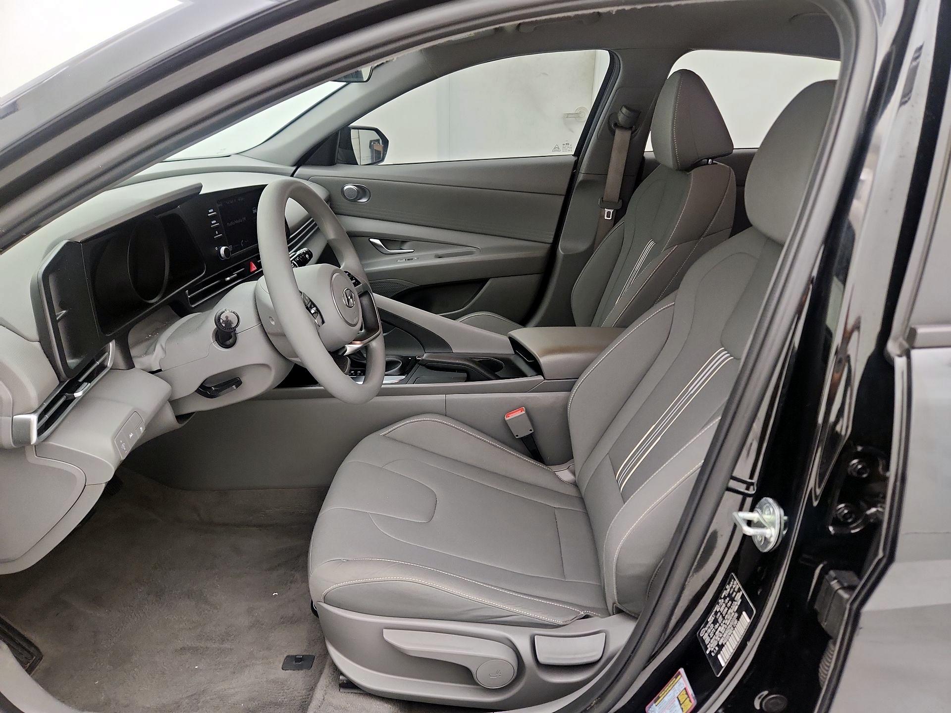 Thumbnail: 2023 Hyundai Elantra - 11
