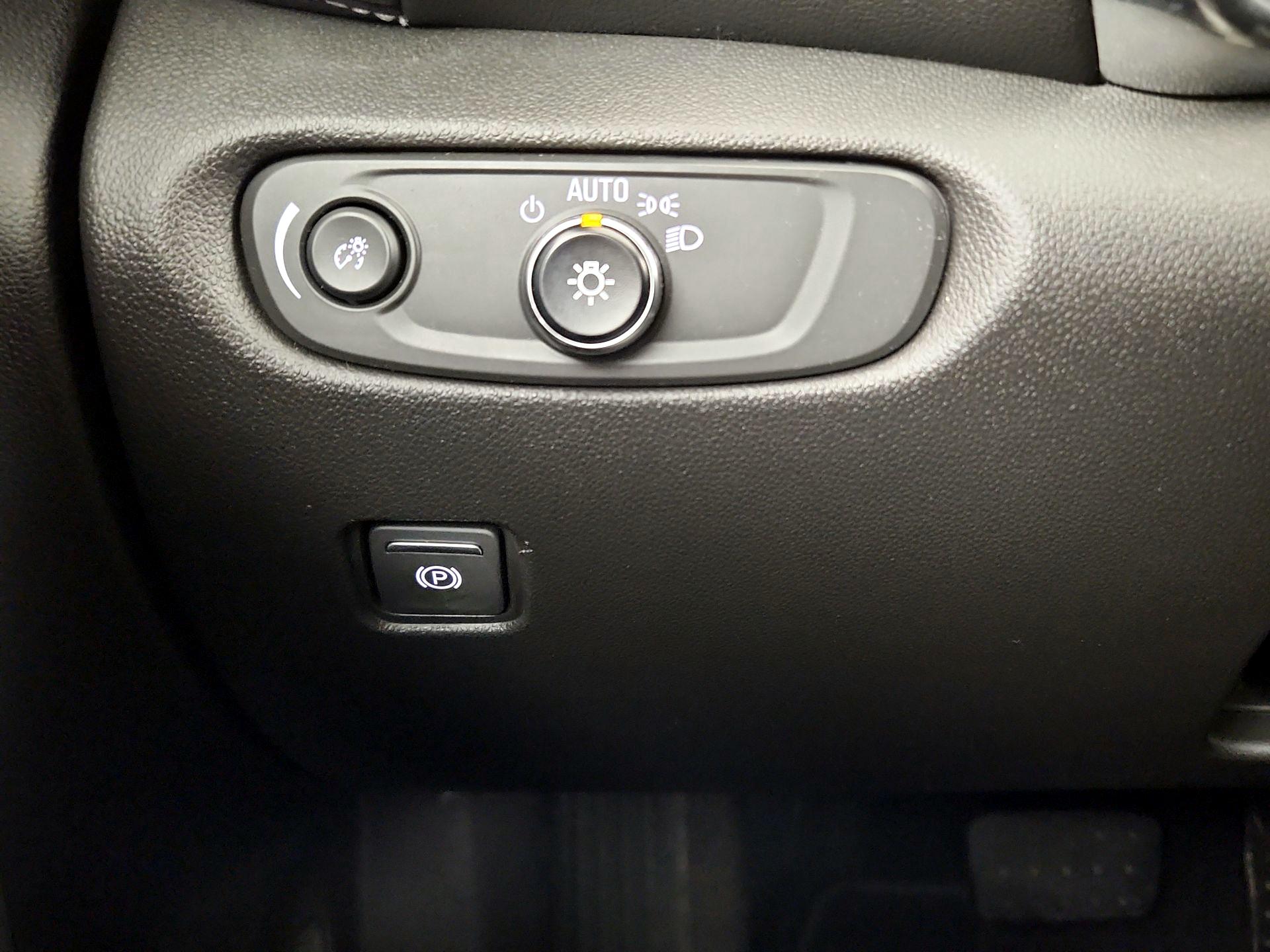 Thumbnail: 2023 Chevrolet Blazer - 13