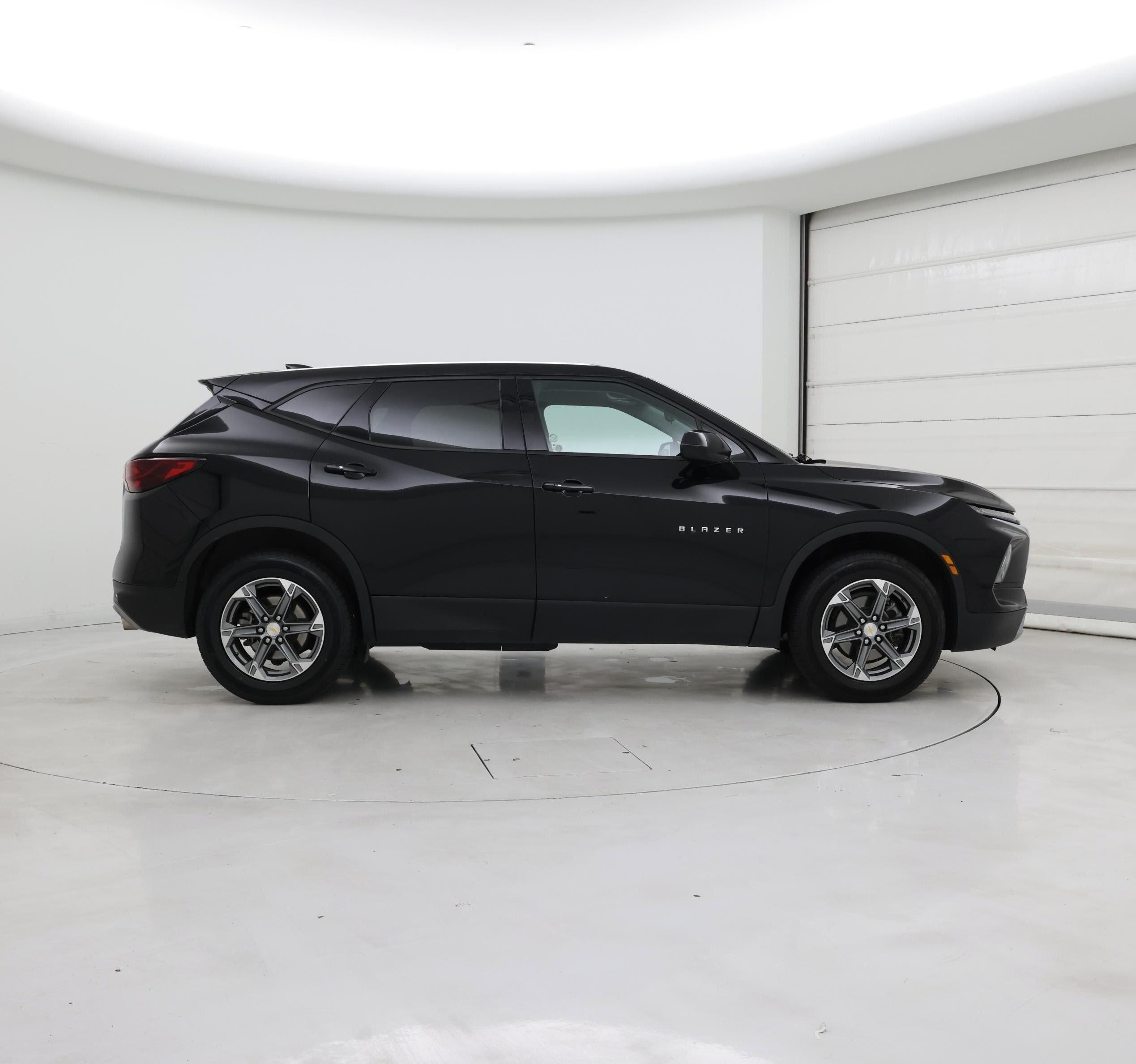 Thumbnail: 2023 Chevrolet Blazer - 7