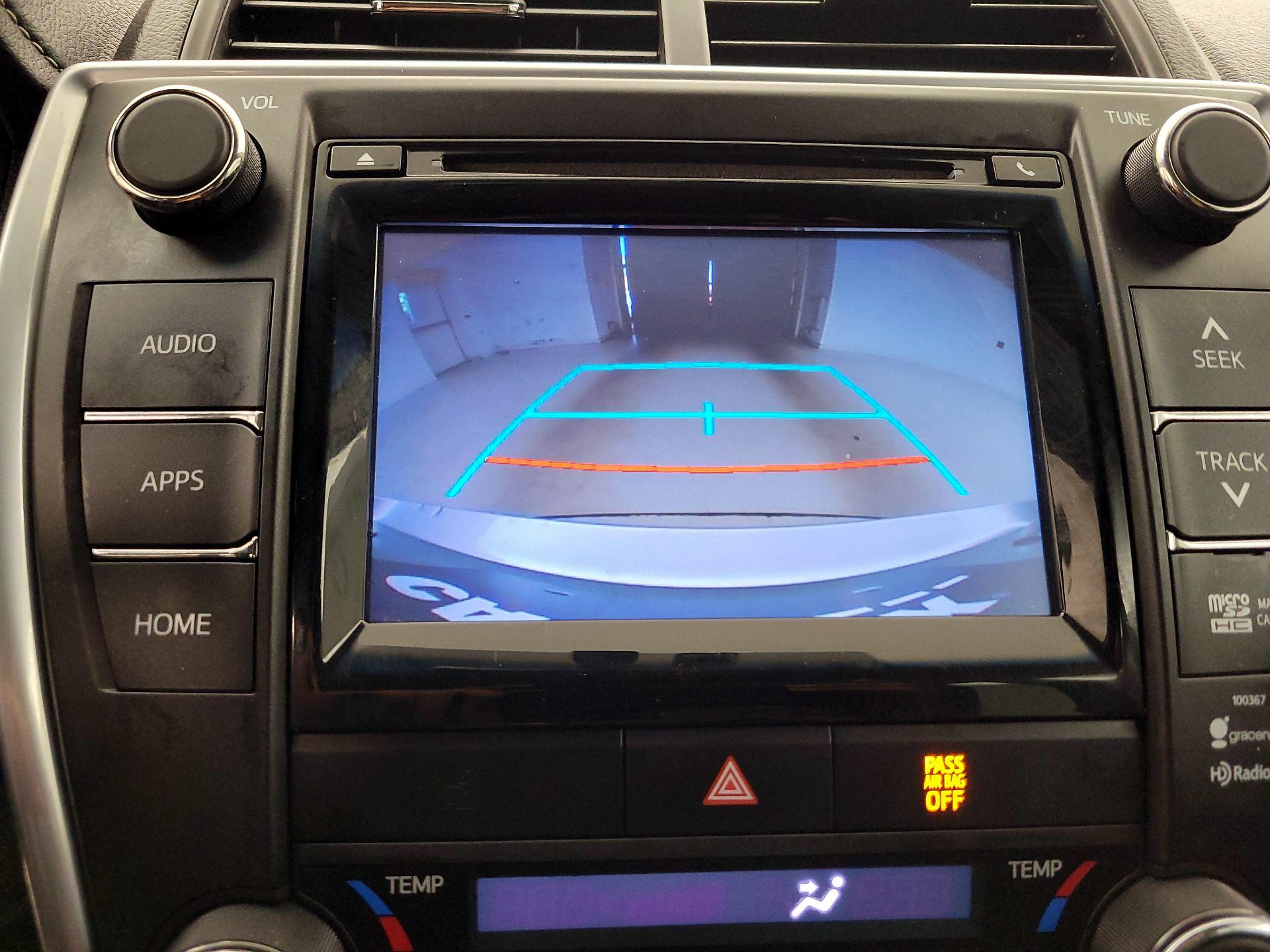 Thumbnail: 2015 Toyota Camry - 14