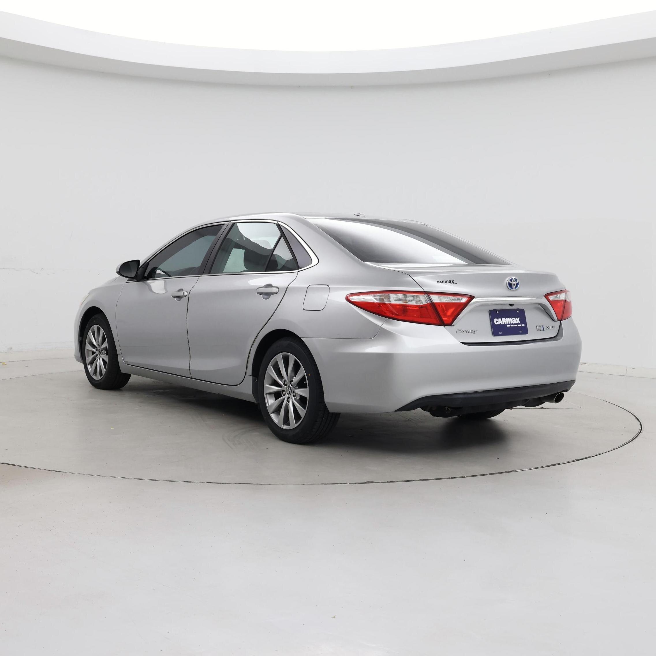 Thumbnail: 2015 Toyota Camry - 2