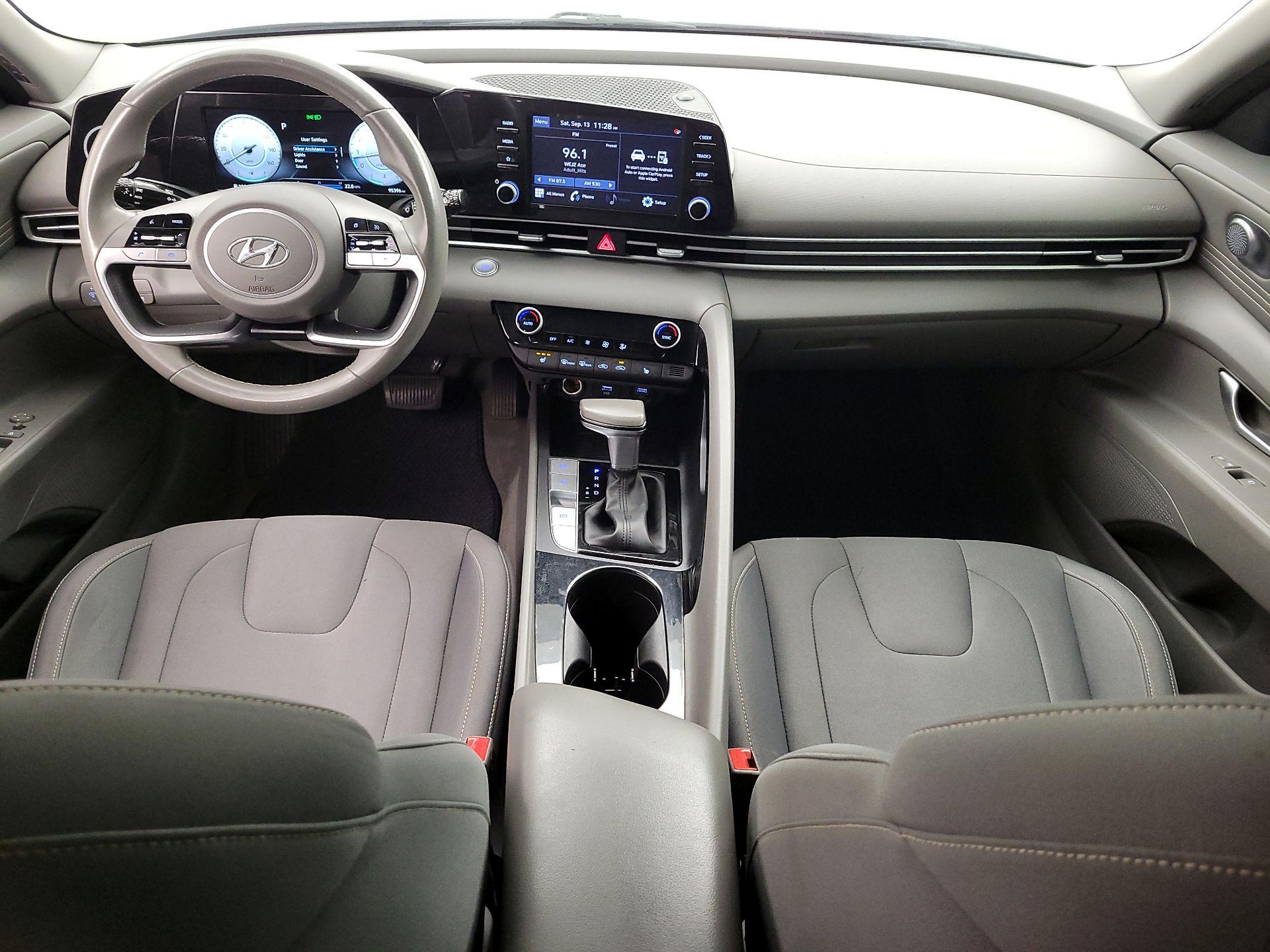 Thumbnail: 2021 Hyundai Elantra - 9