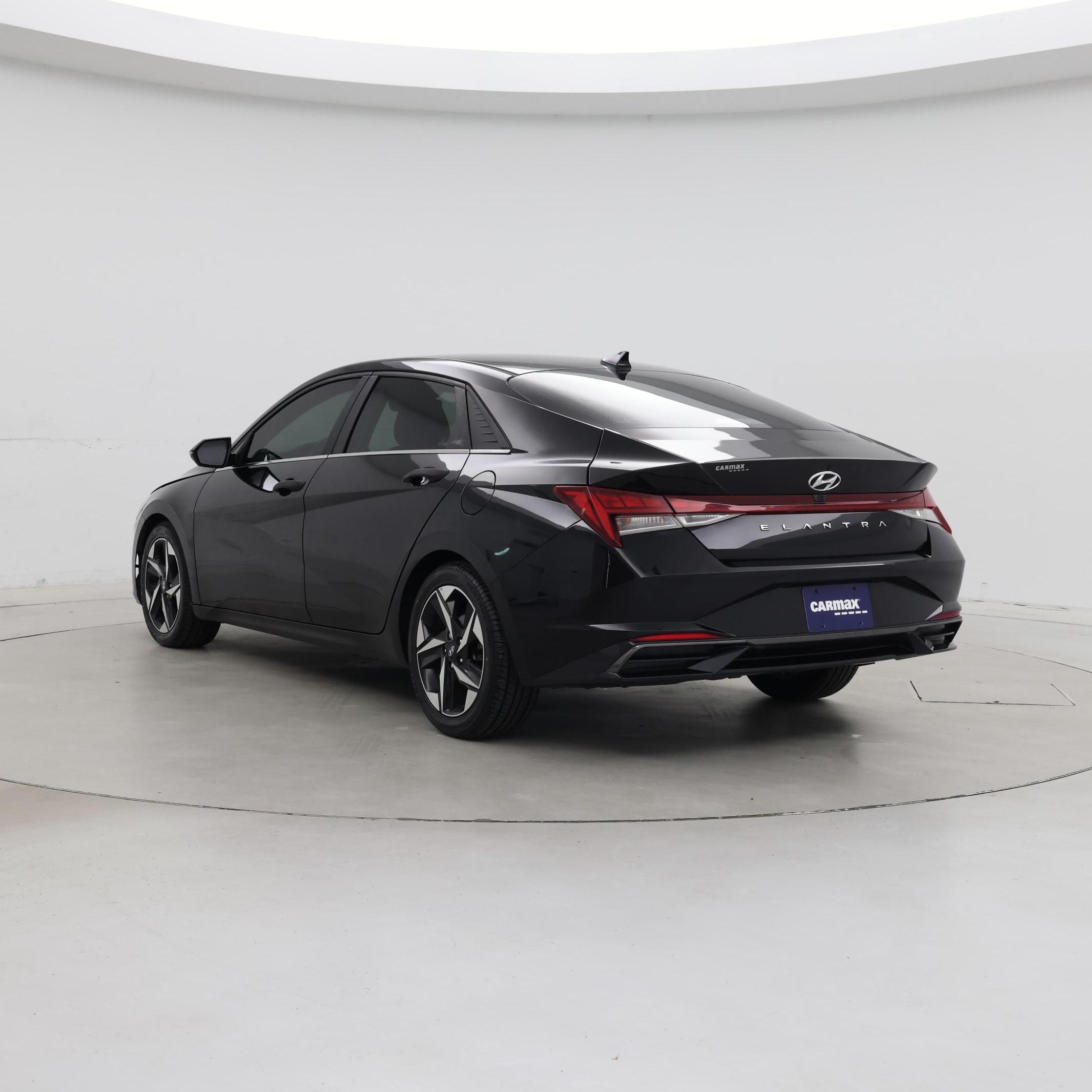 Thumbnail: 2021 Hyundai Elantra - 2