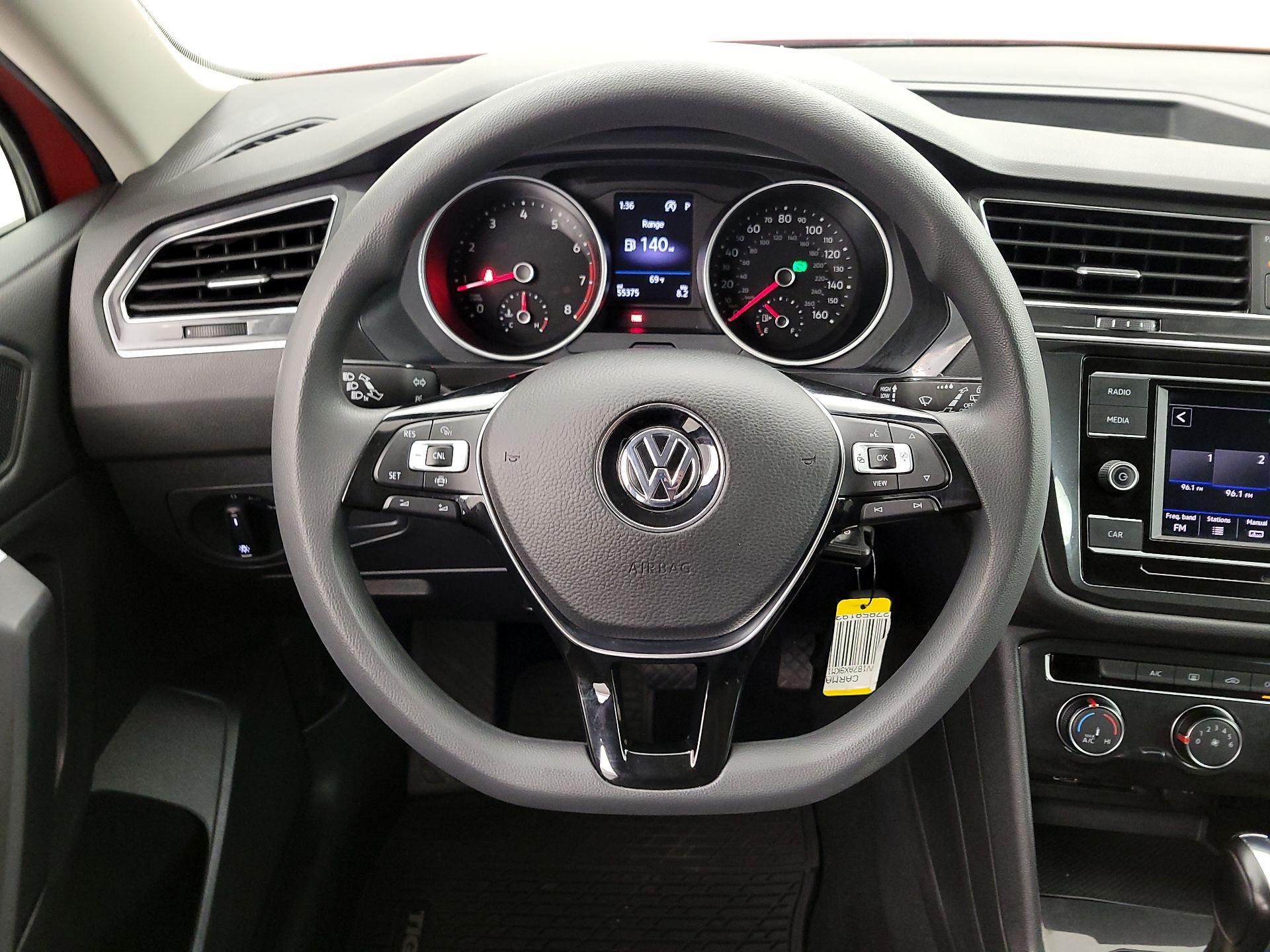 Thumbnail: 2019 Volkswagen Tiguan - 10