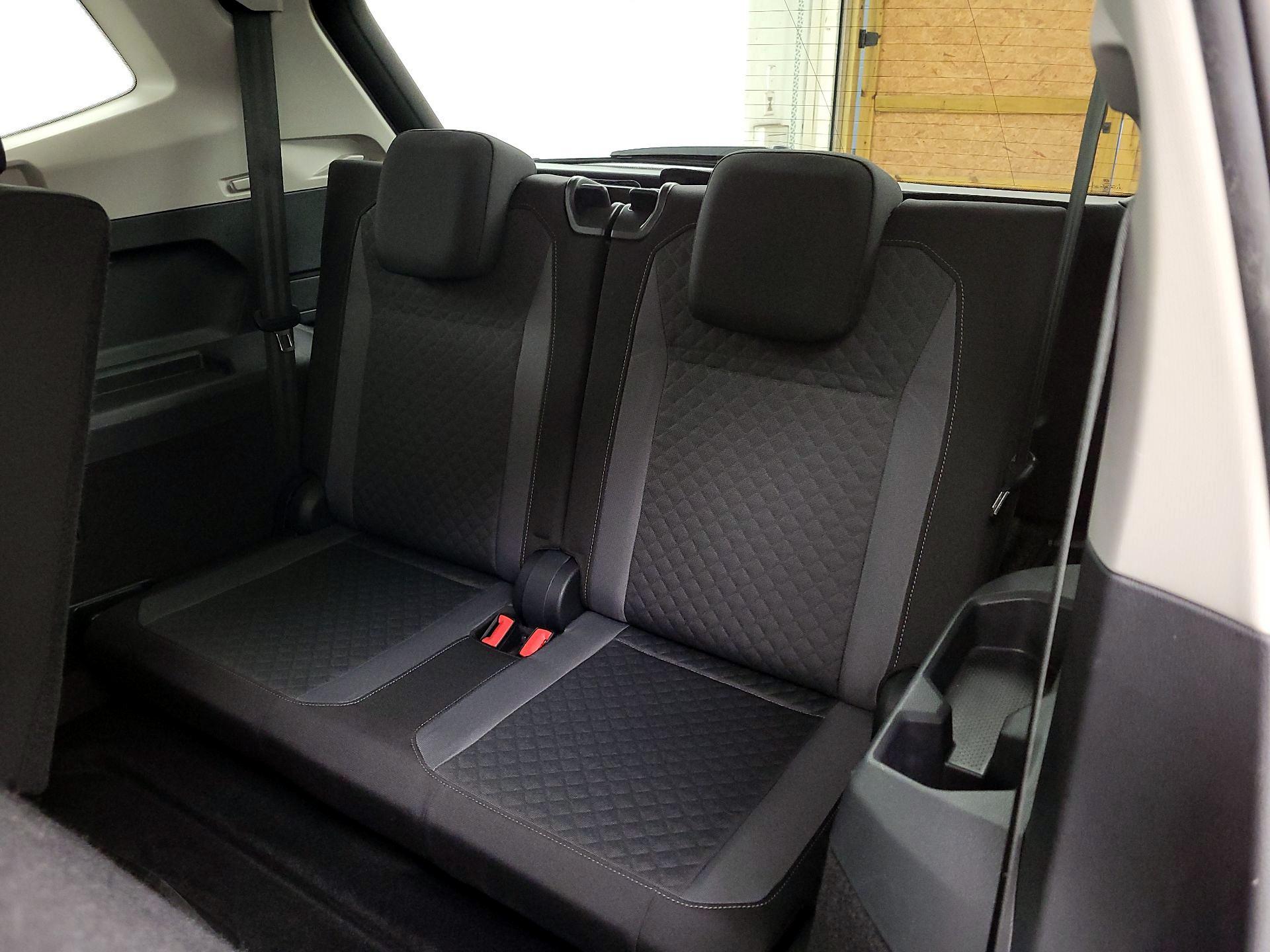 Thumbnail: 2019 Volkswagen Tiguan - 20